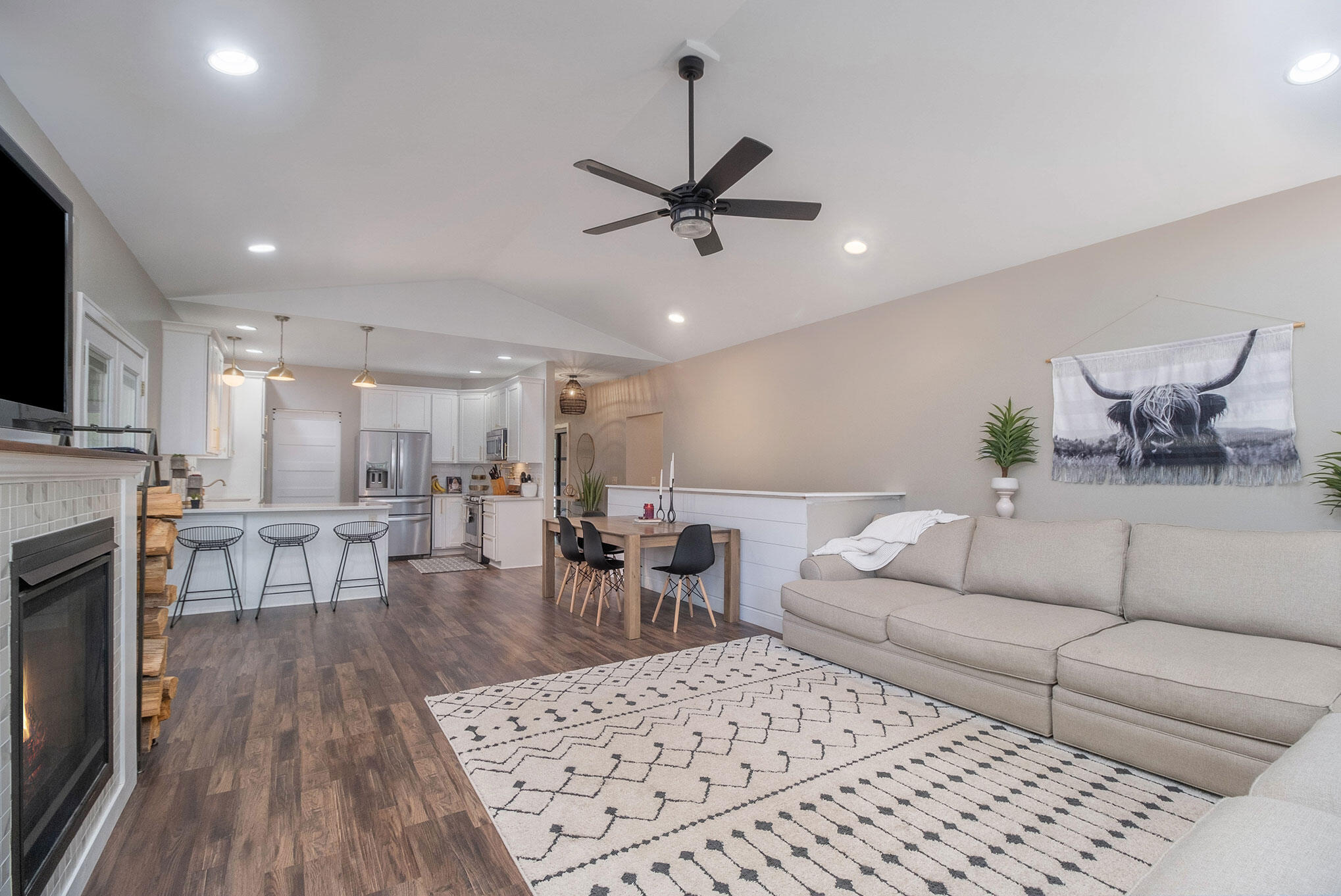 7811 N 39th Street Property Photo 6