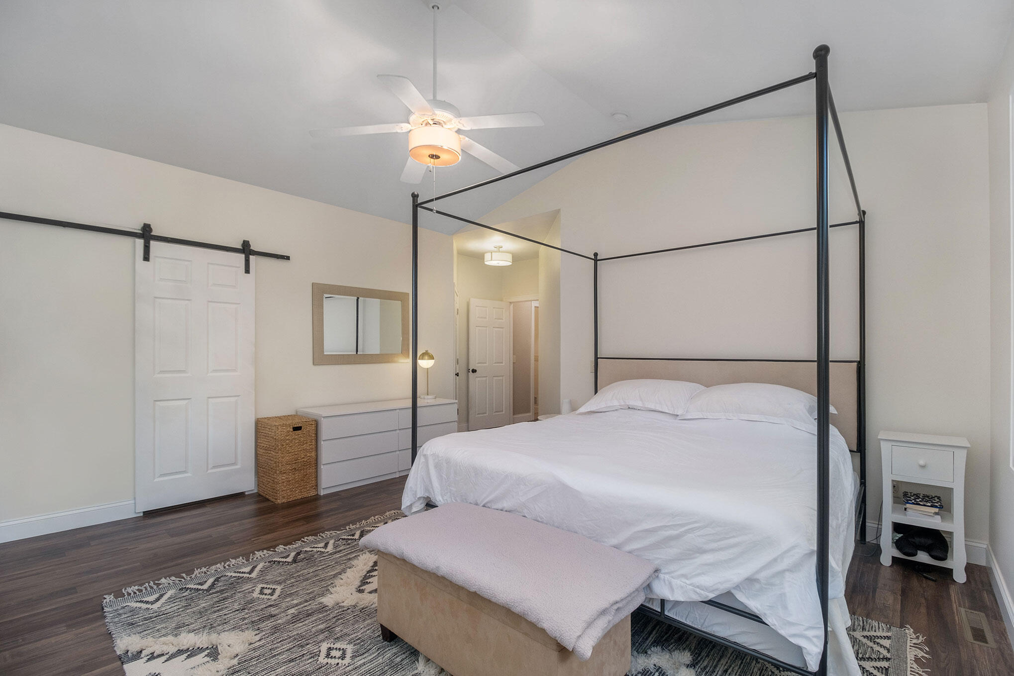 7811 N 39th Street Property Photo 11