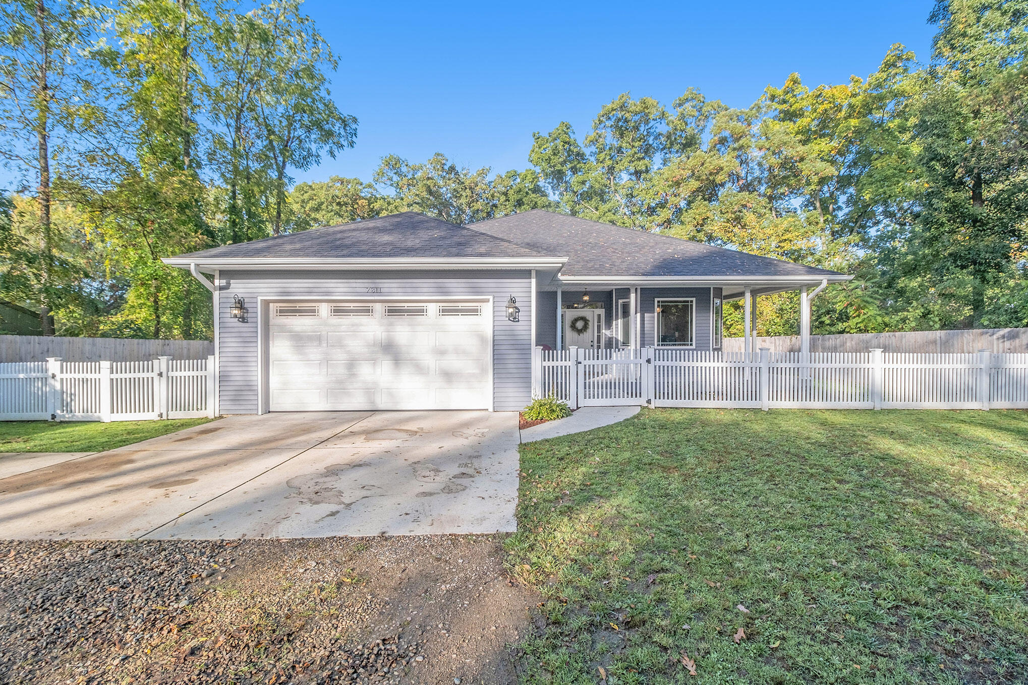 7811 N 39th Street Property Photo 29