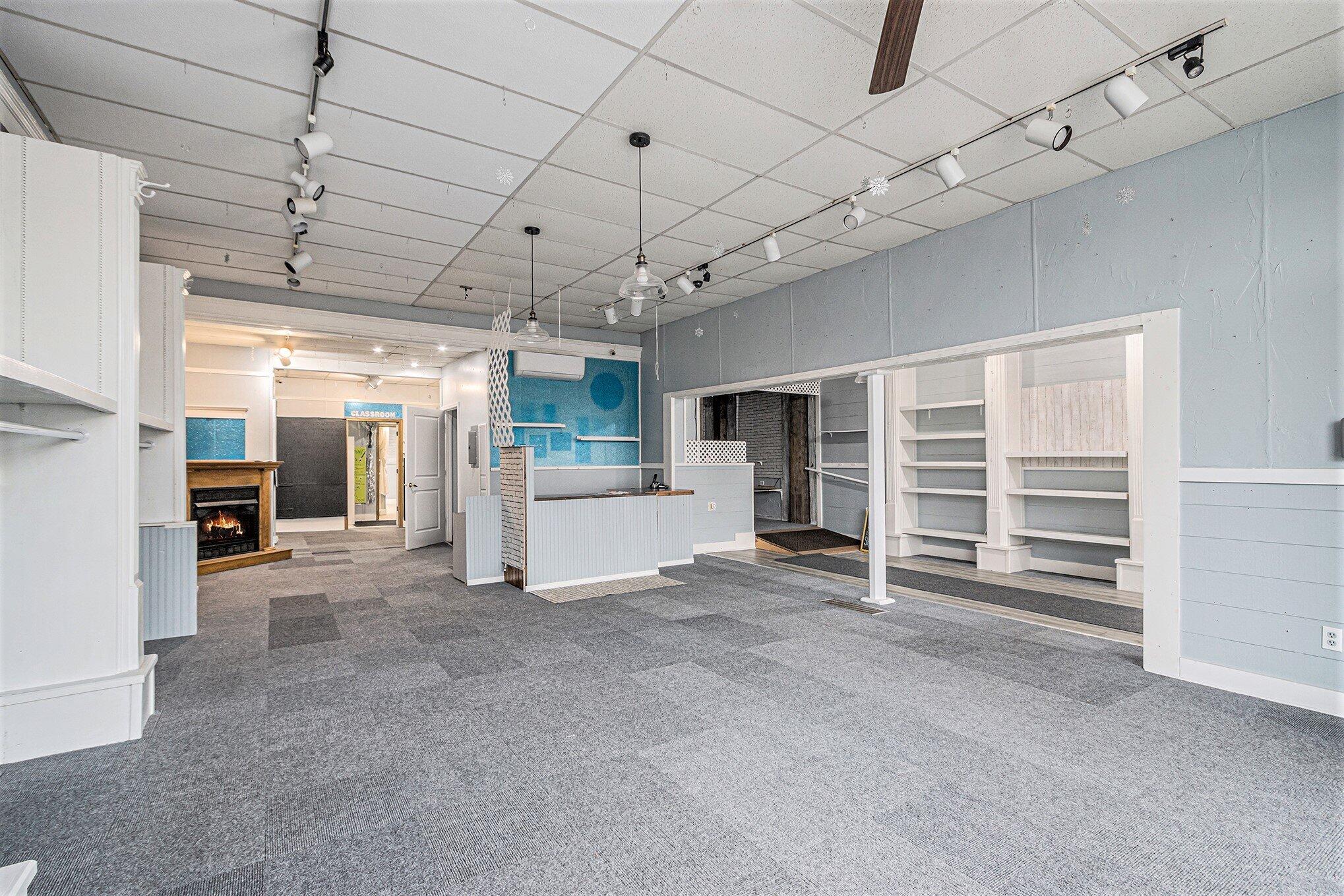 120 E Bridge Street Property Photo 7