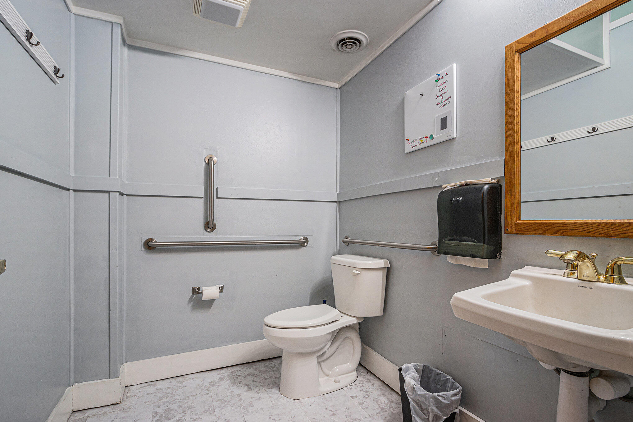 120 E Bridge Street Property Photo 16