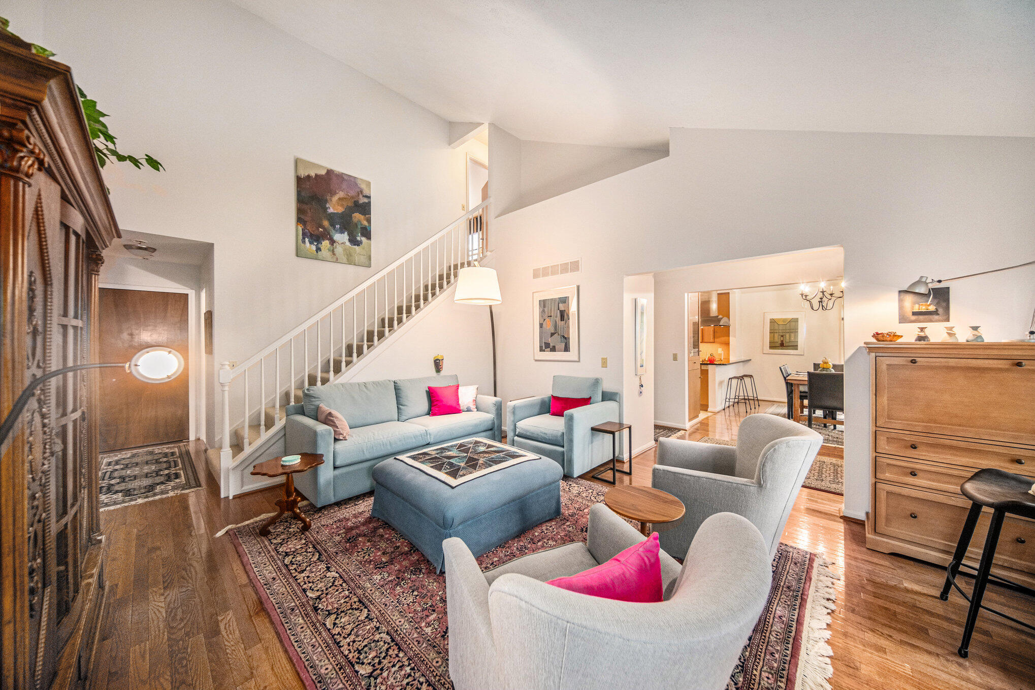 526 Galen Circle Property Photo 6