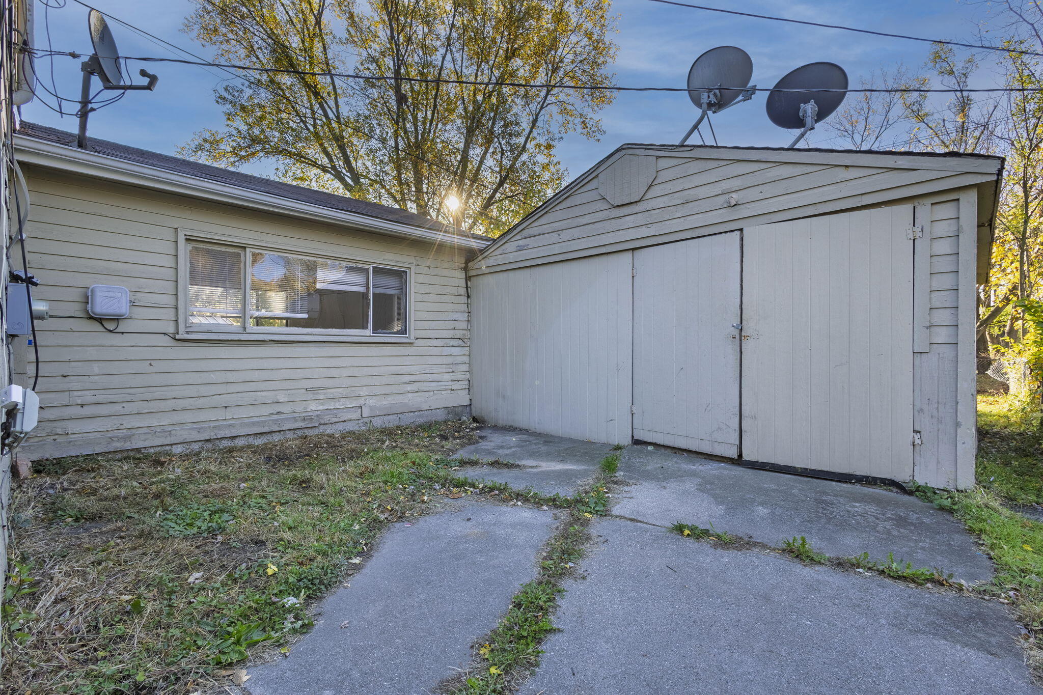 30061 Hazelwood Street Property Photo 3