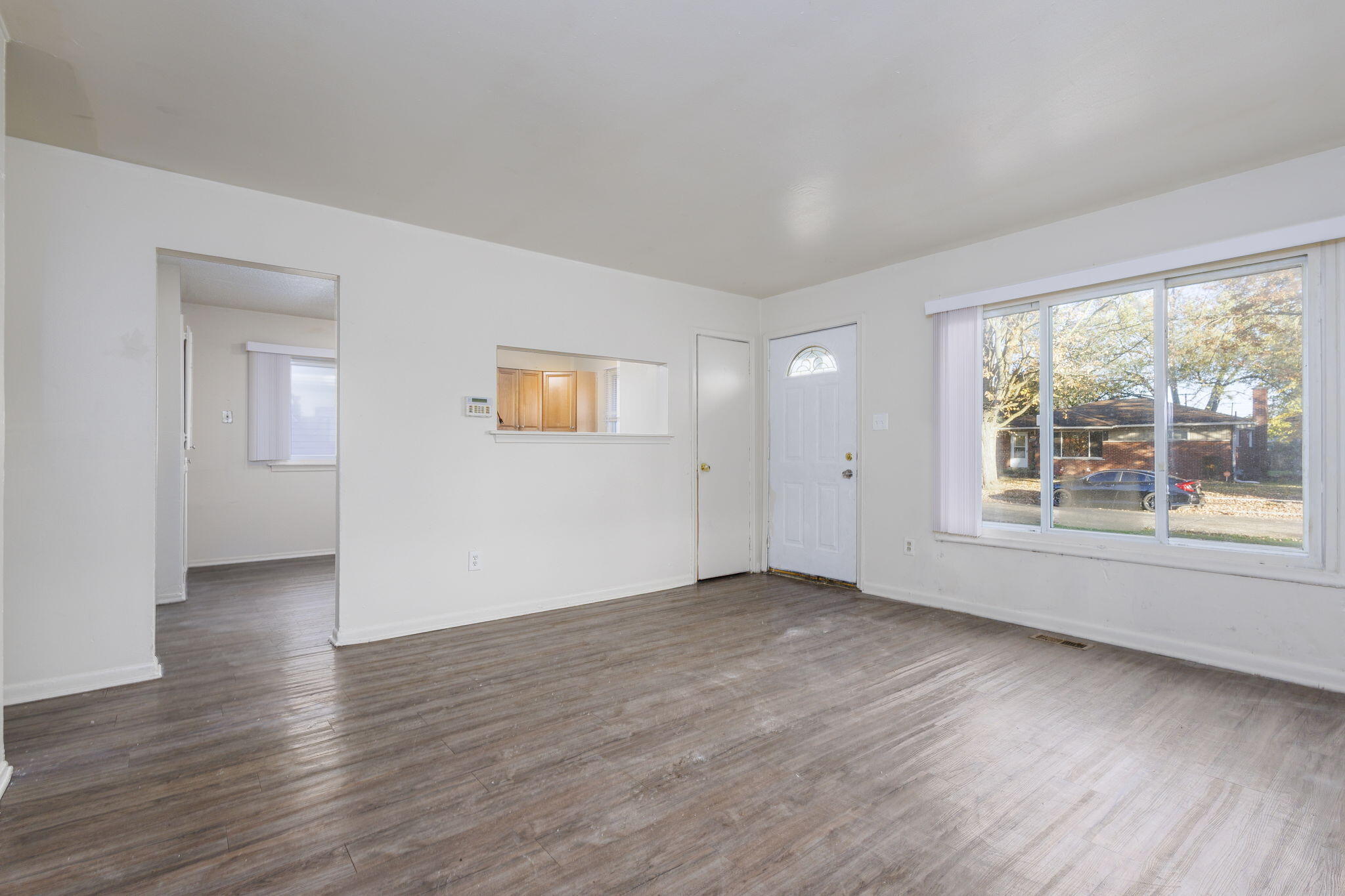 30061 Hazelwood Street Property Photo 6