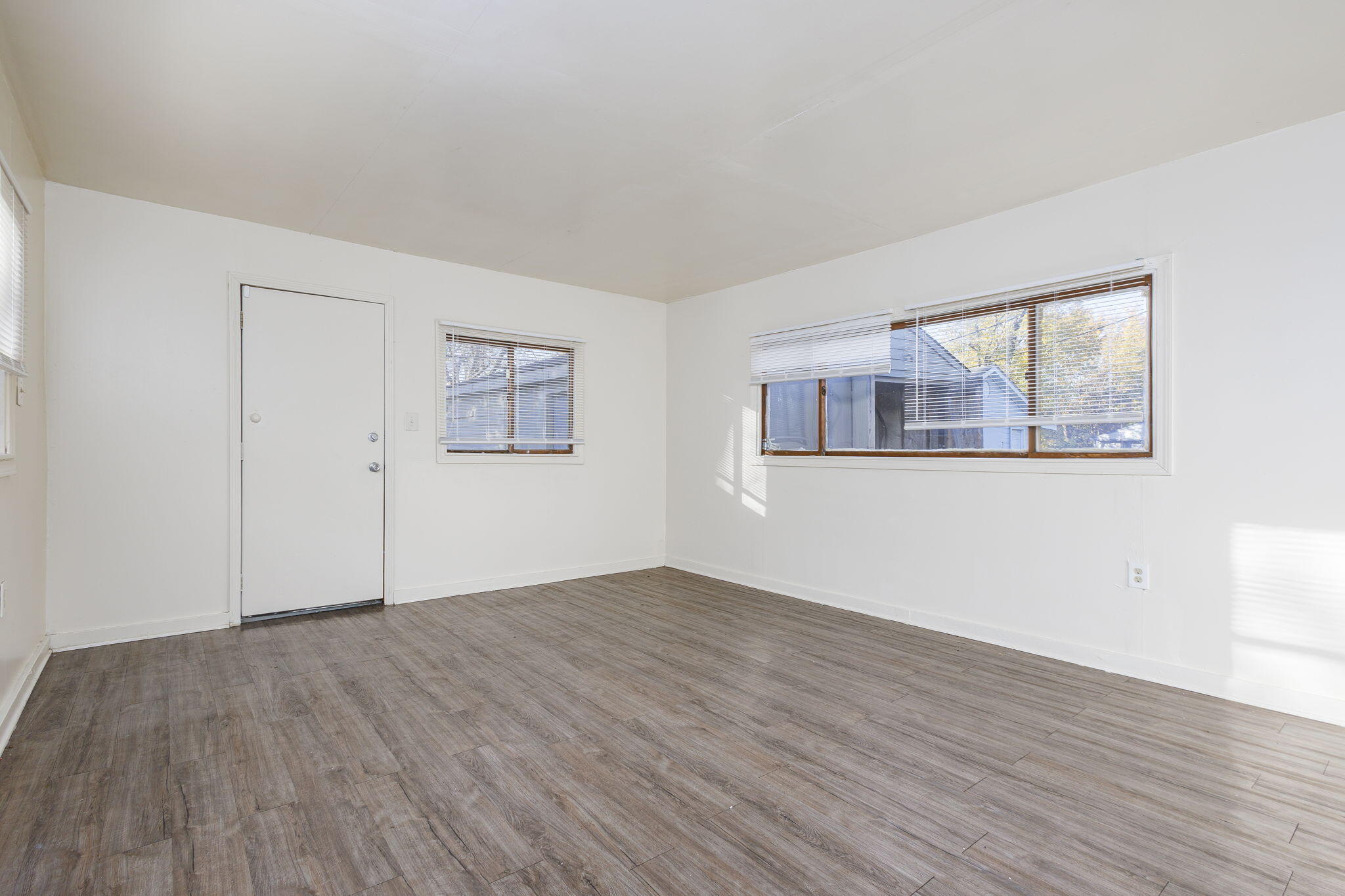 30061 Hazelwood Street Property Photo 17