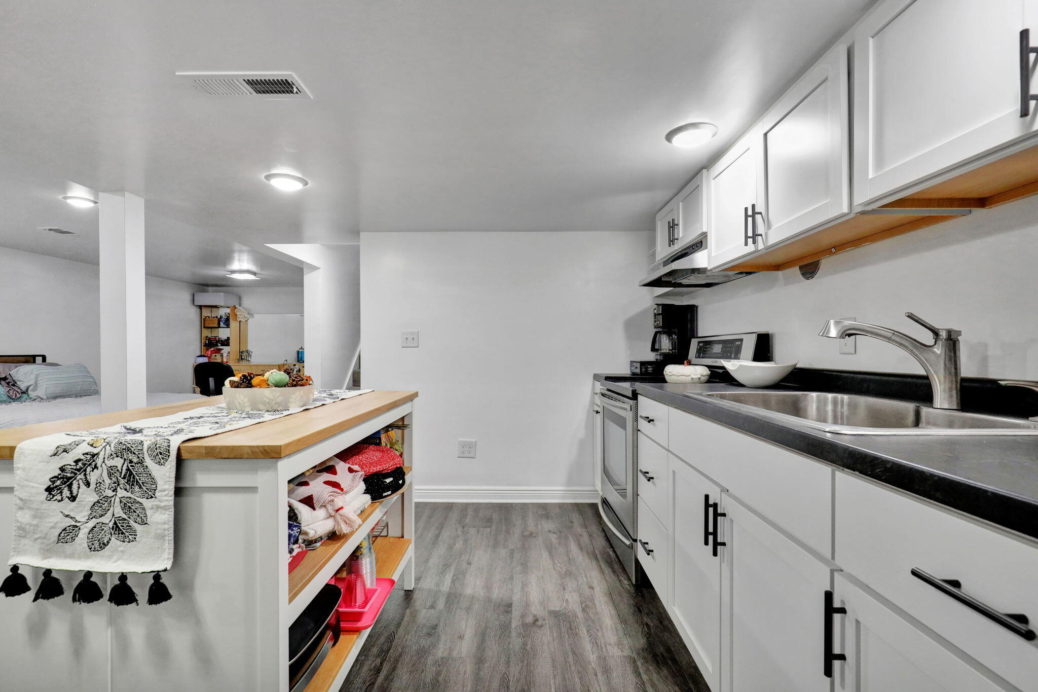 8566 Old M-78 Property Photo 33