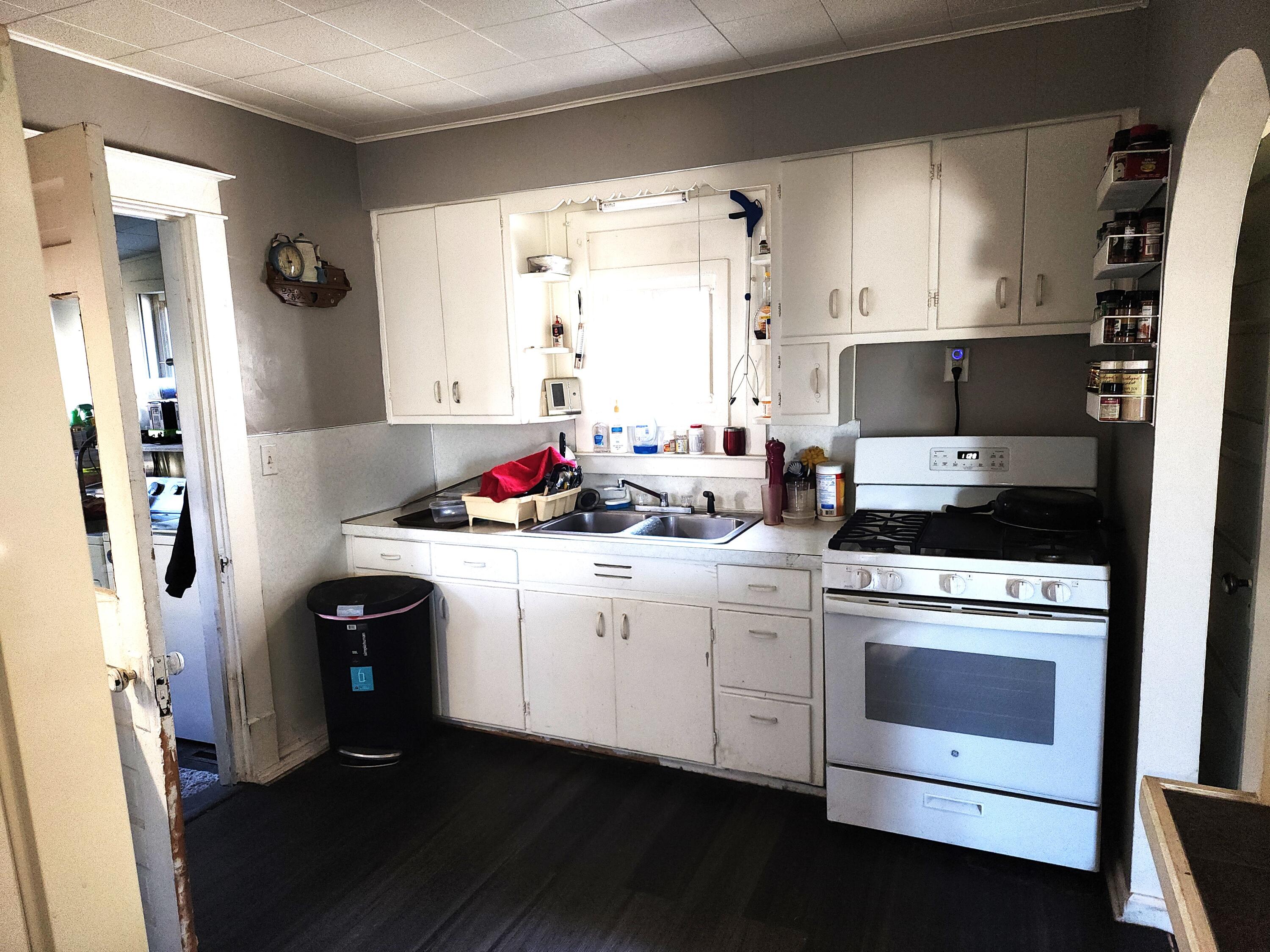 1616 S Getty Street Property Photo 6