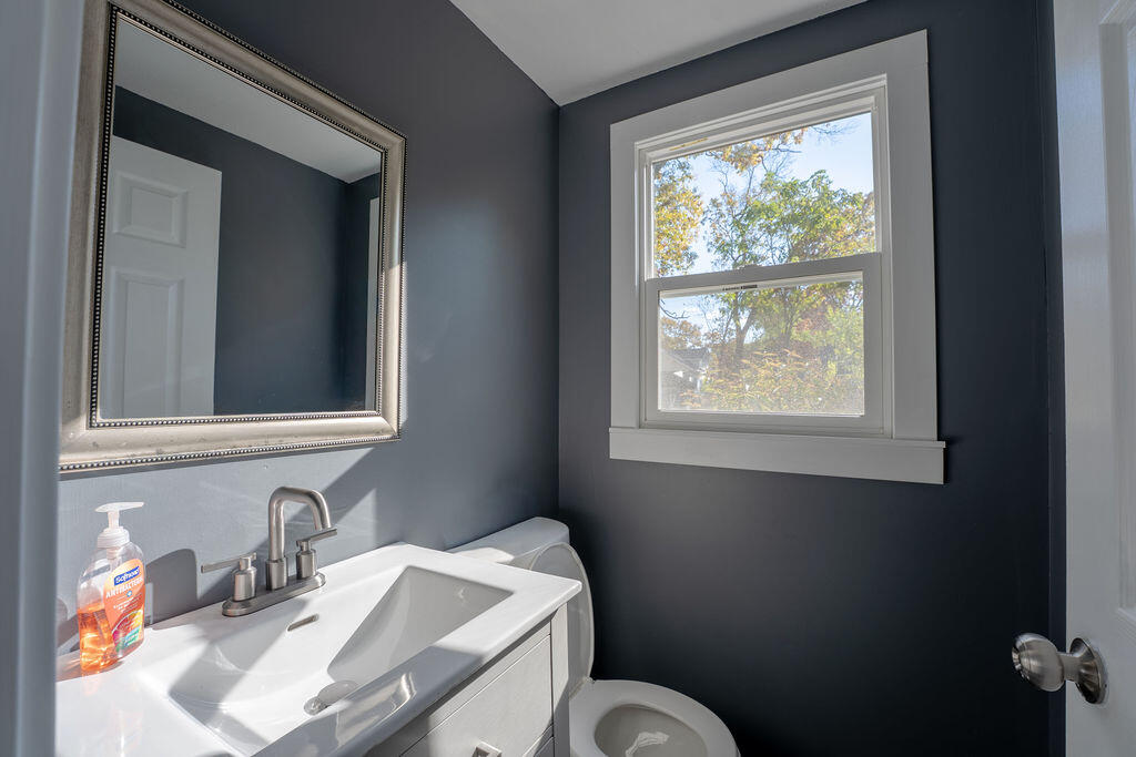 1449 Leonard Avenue Property Photo 13