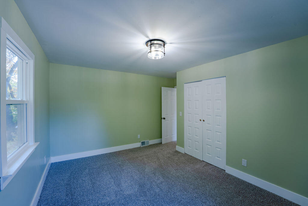 1449 Leonard Avenue Property Photo 17