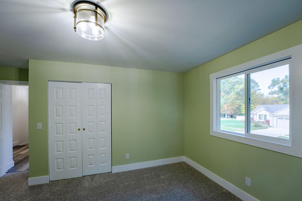 1449 Leonard Avenue Property Photo 18