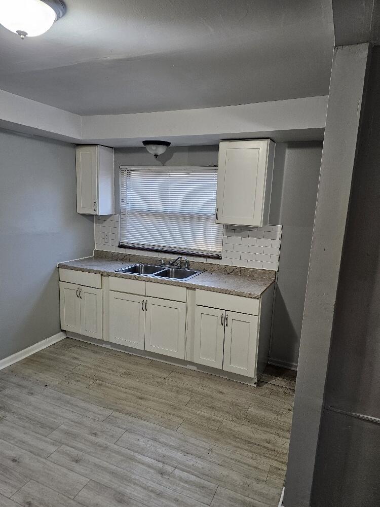 12012 Ashton Property Photo 4