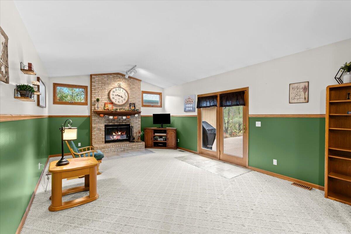 2794 Waling Woods Drive Property Photo 14