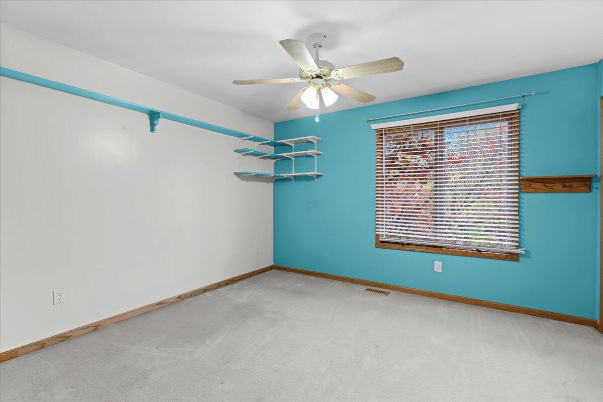 2794 Waling Woods Drive Property Photo 24