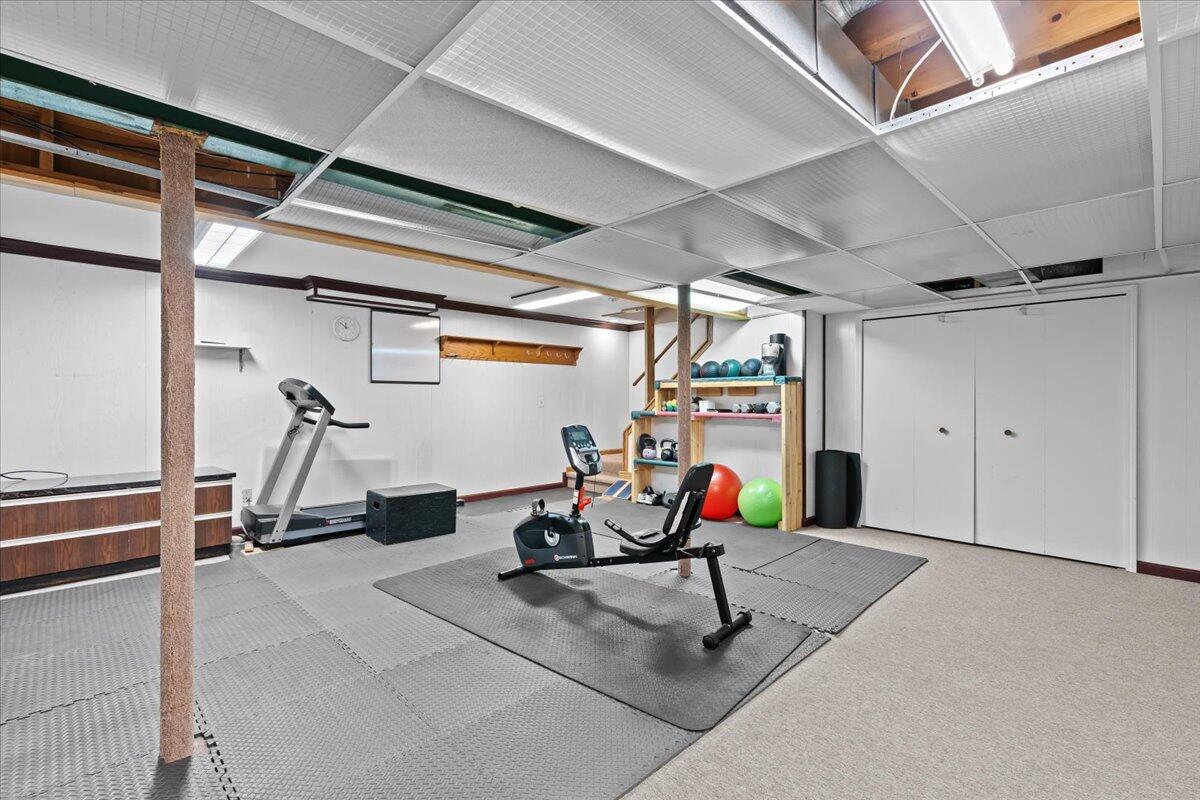 2794 Waling Woods Drive Property Photo 29