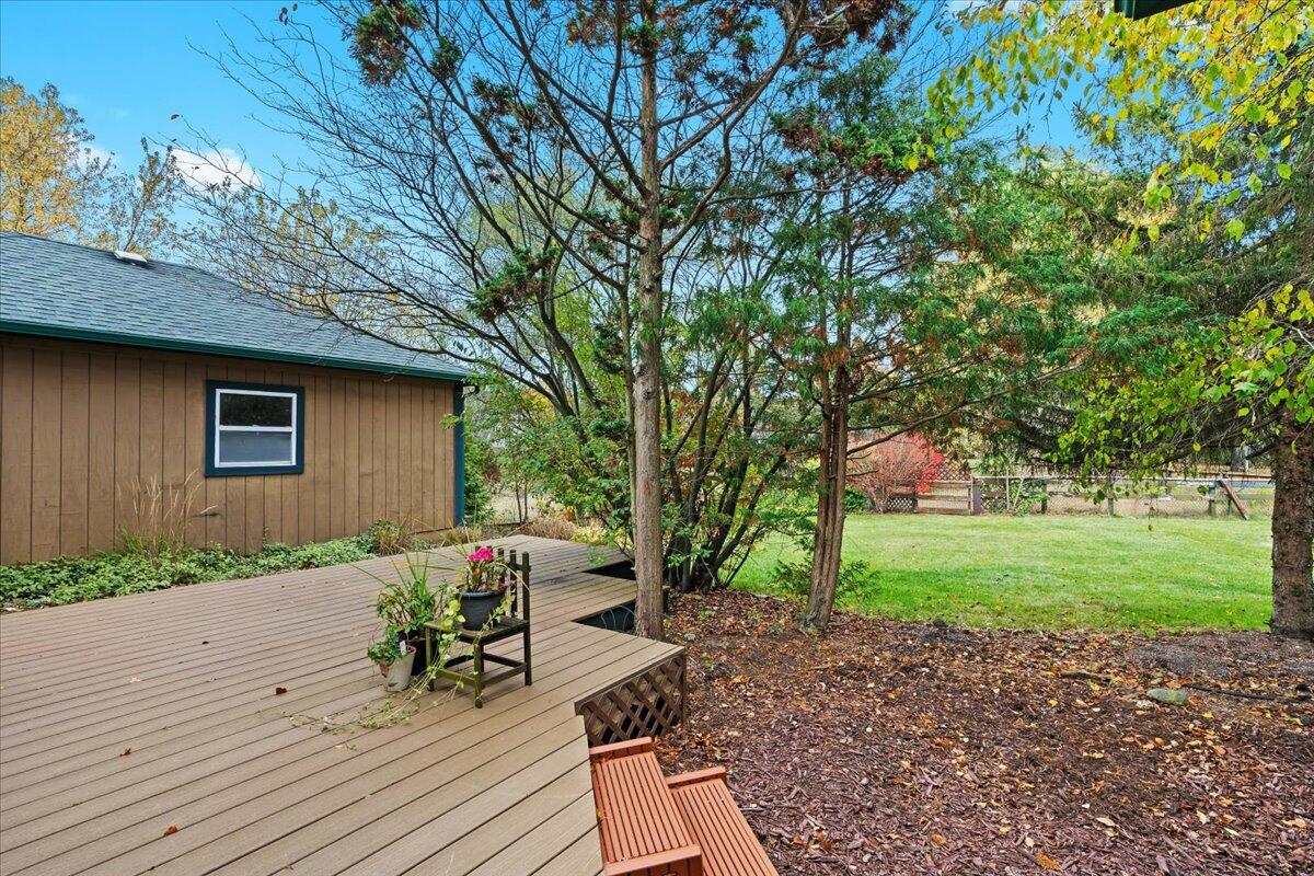 2794 Waling Woods Drive Property Photo 31