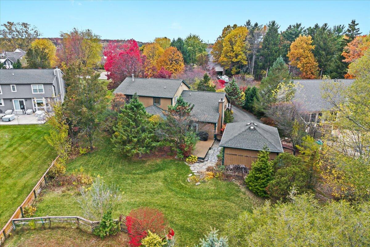 2794 Waling Woods Drive Property Photo 43