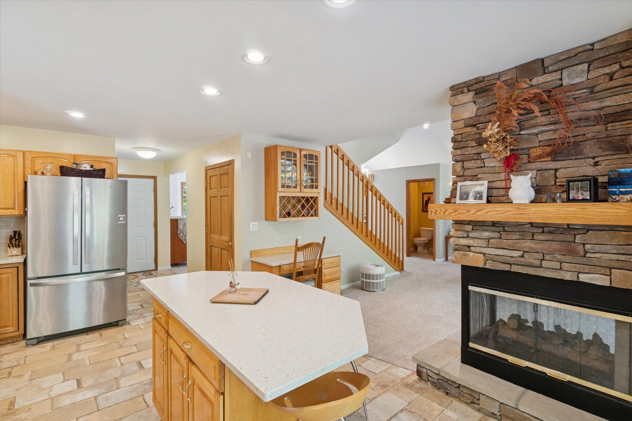 2335 Forest Trail Circle Property Photo 9