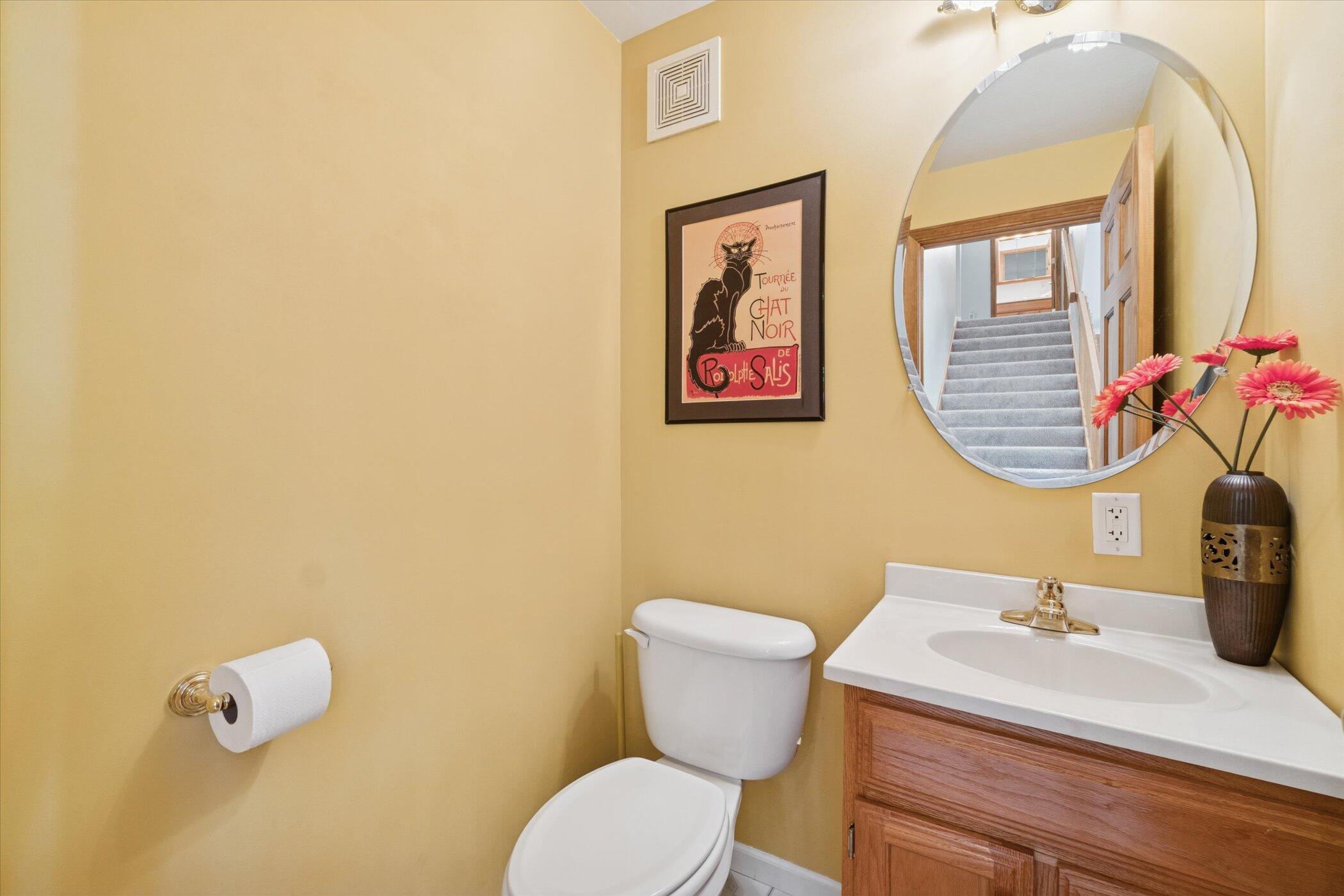 2335 Forest Trail Circle Property Photo 16