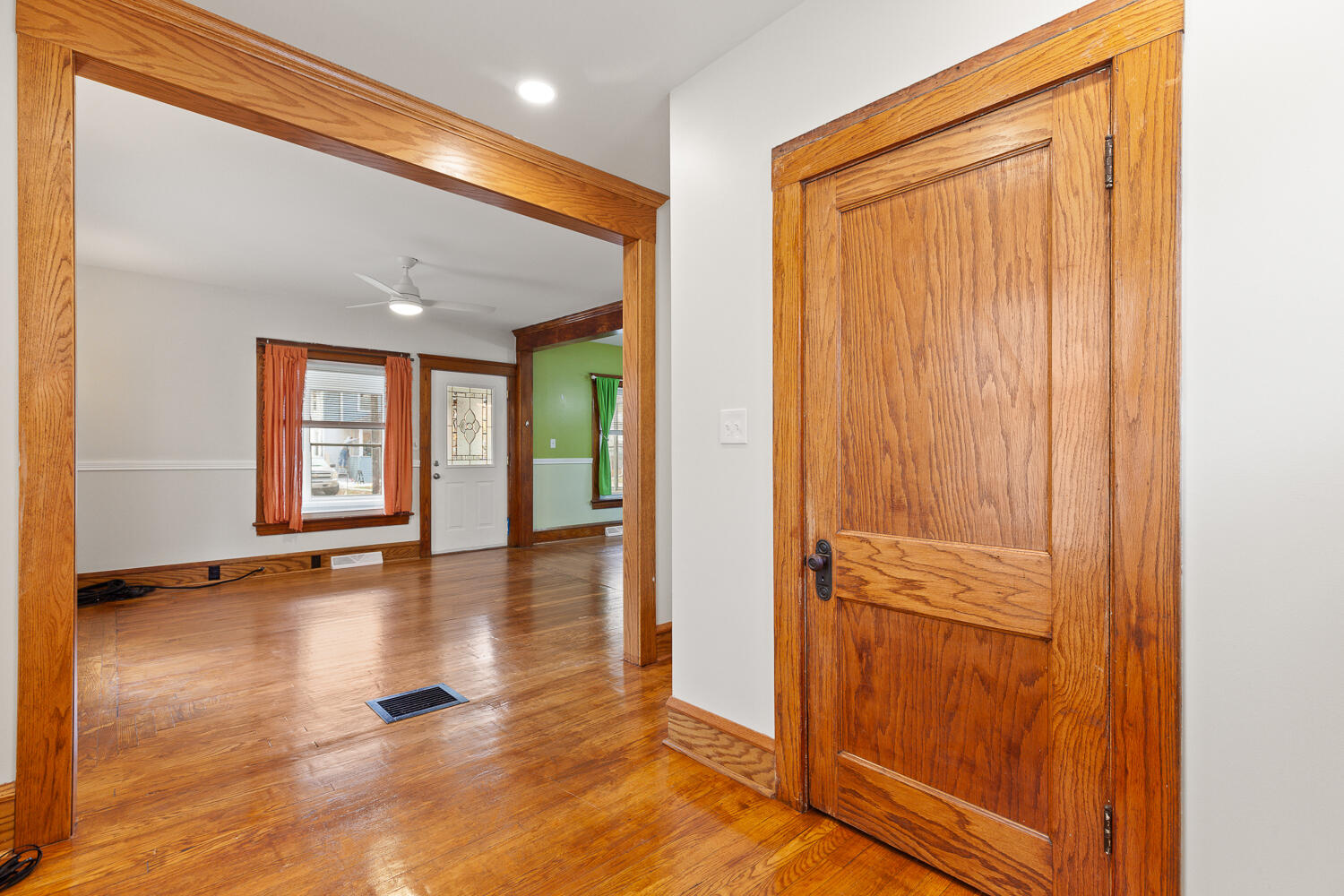 738 W Franklin Street Property Photo 11