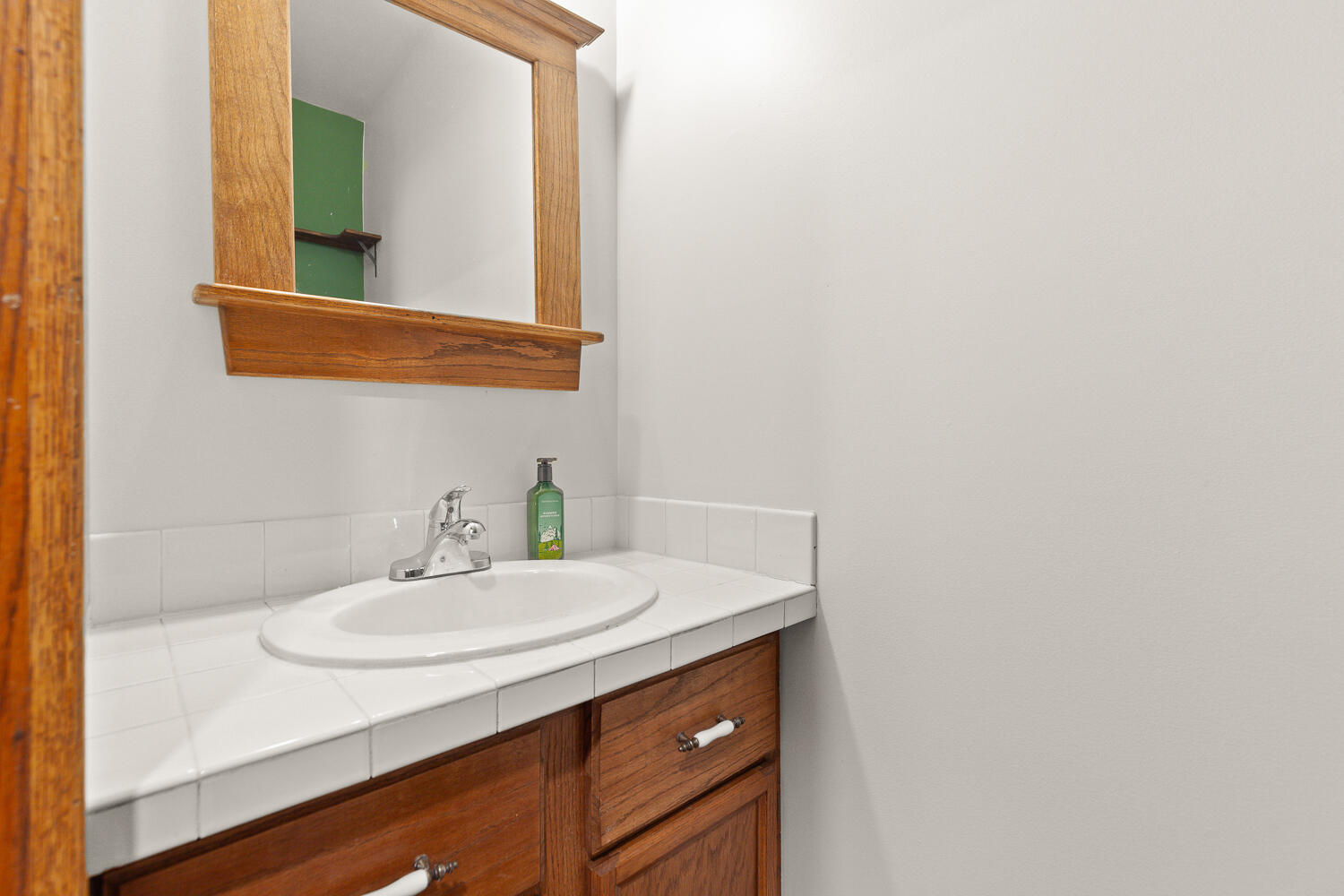 738 W Franklin Street Property Photo 12