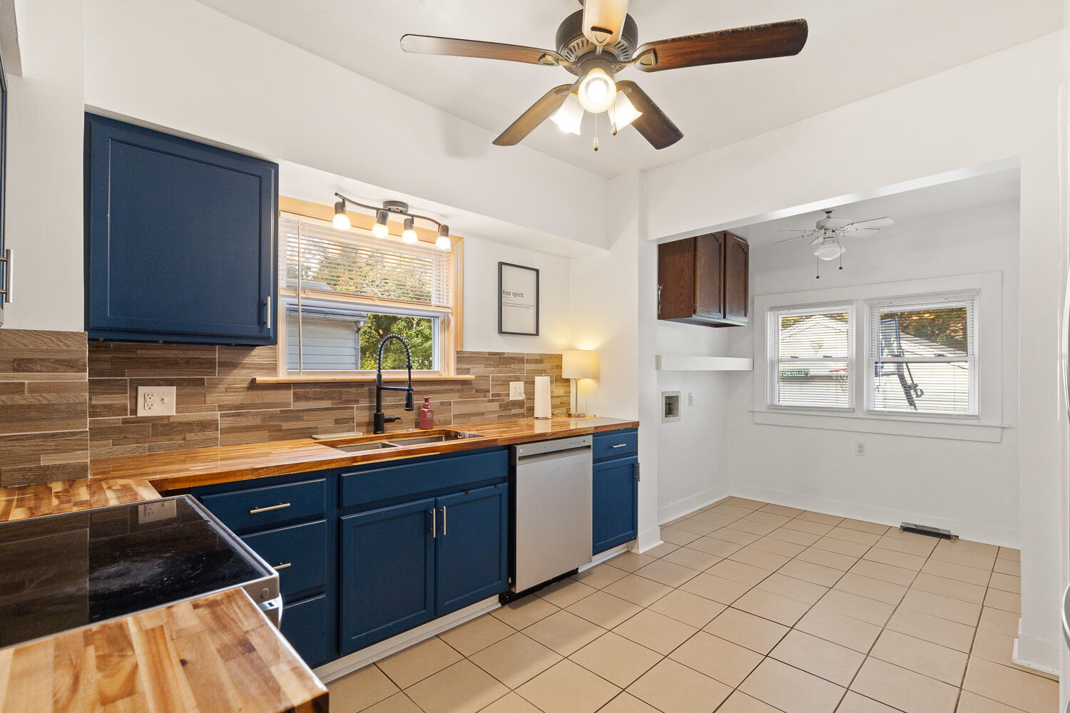 738 W Franklin Street Property Photo 17