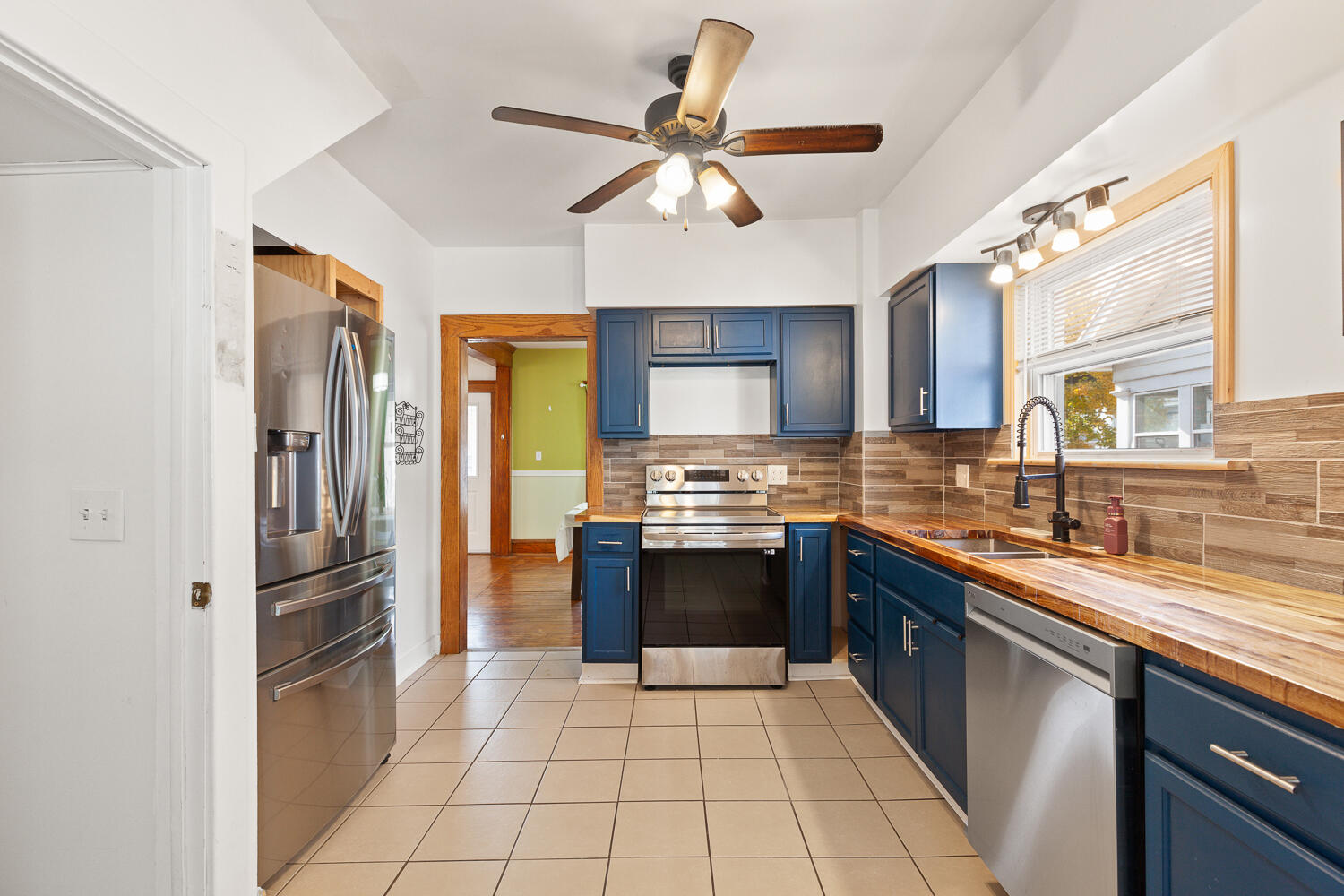 738 W Franklin Street Property Photo 20