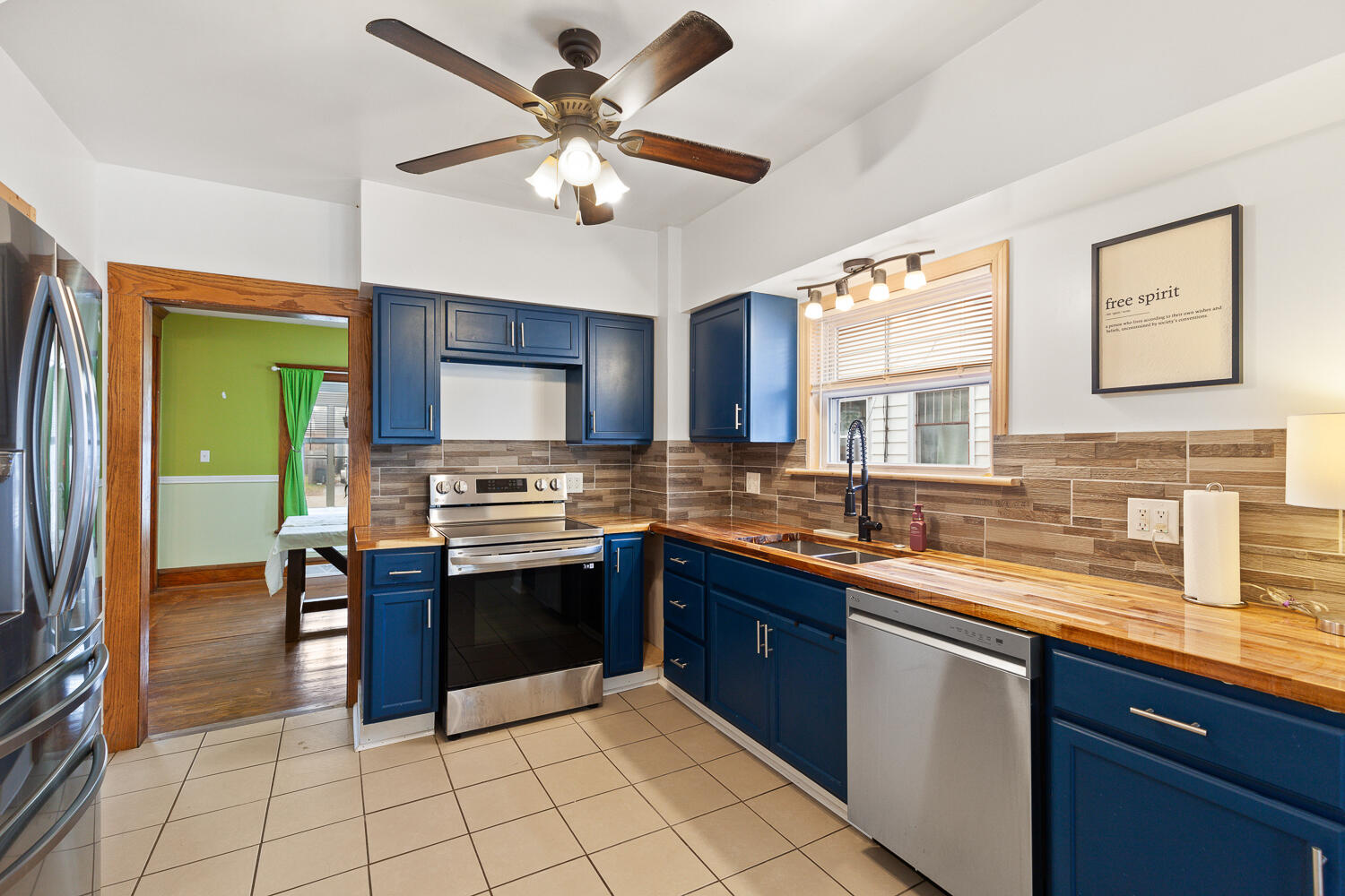 738 W Franklin Street Property Photo 21