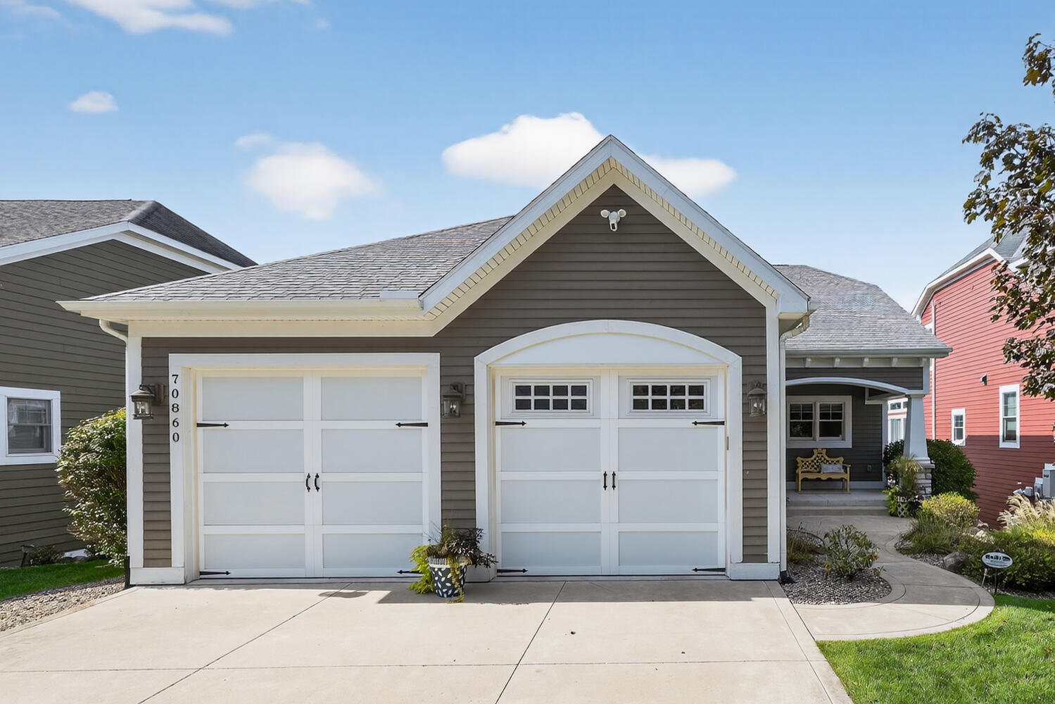 70860 Baldwin Landing Drive Property Photo 2