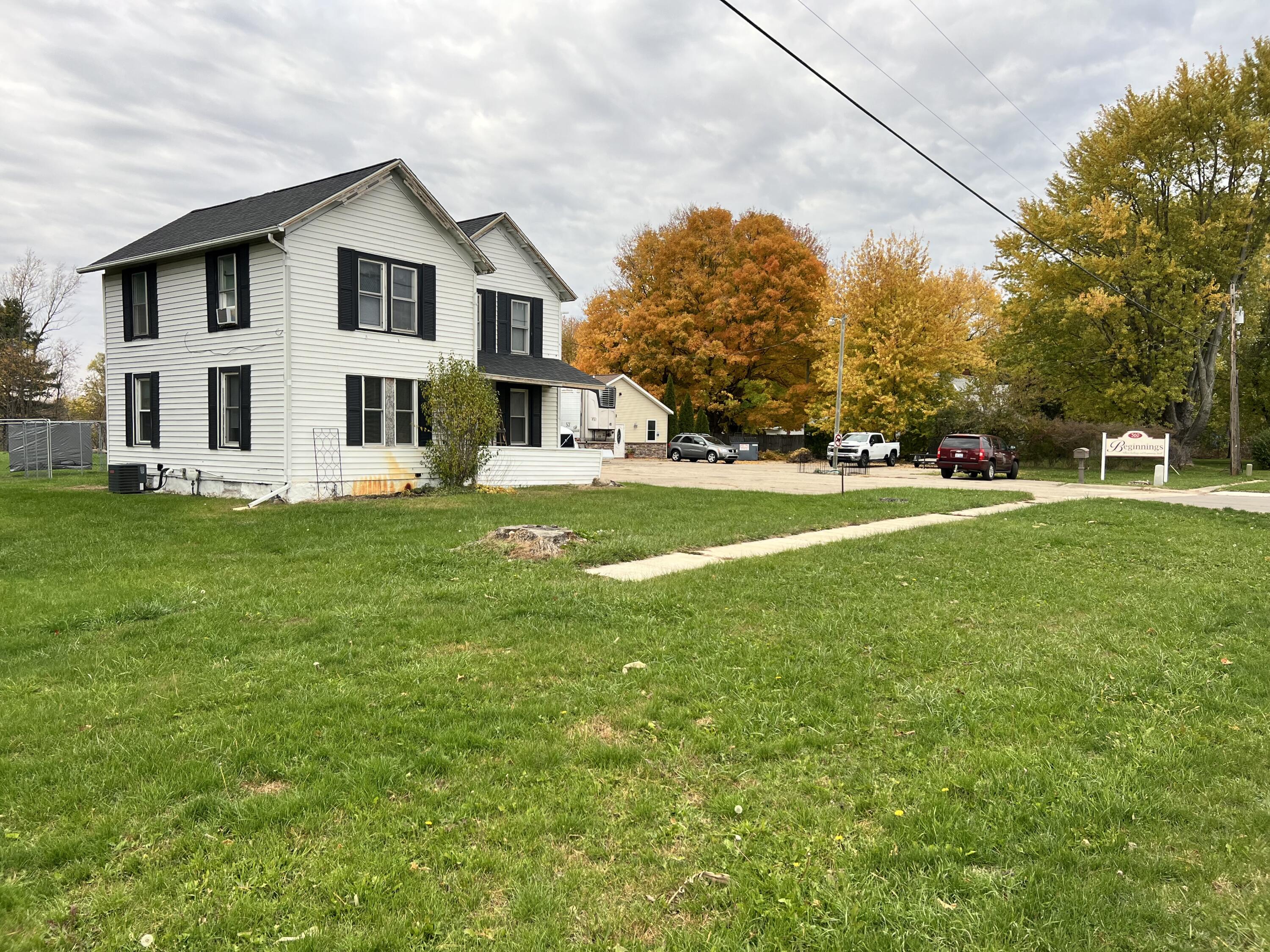 560 S Grand Street Property Photo 21