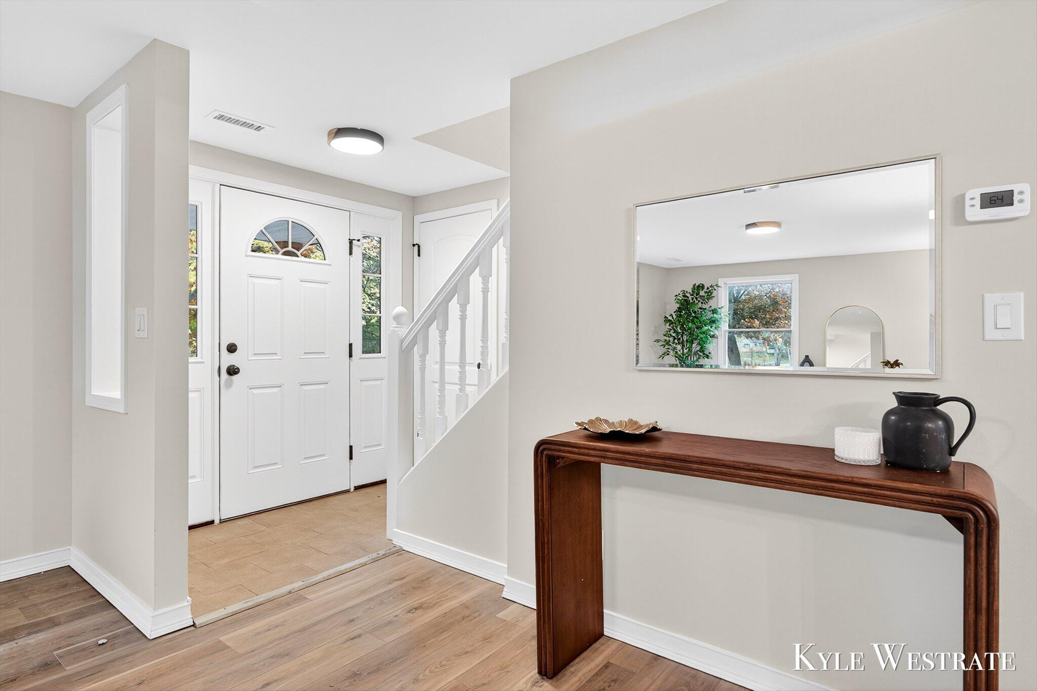 335 Thomas Street Property Photo 3