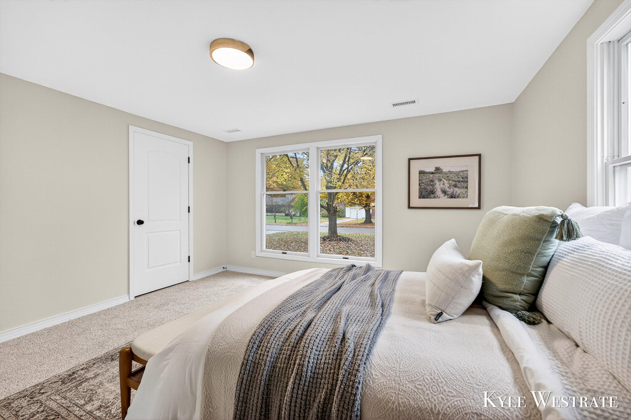 335 Thomas Street Property Photo 13