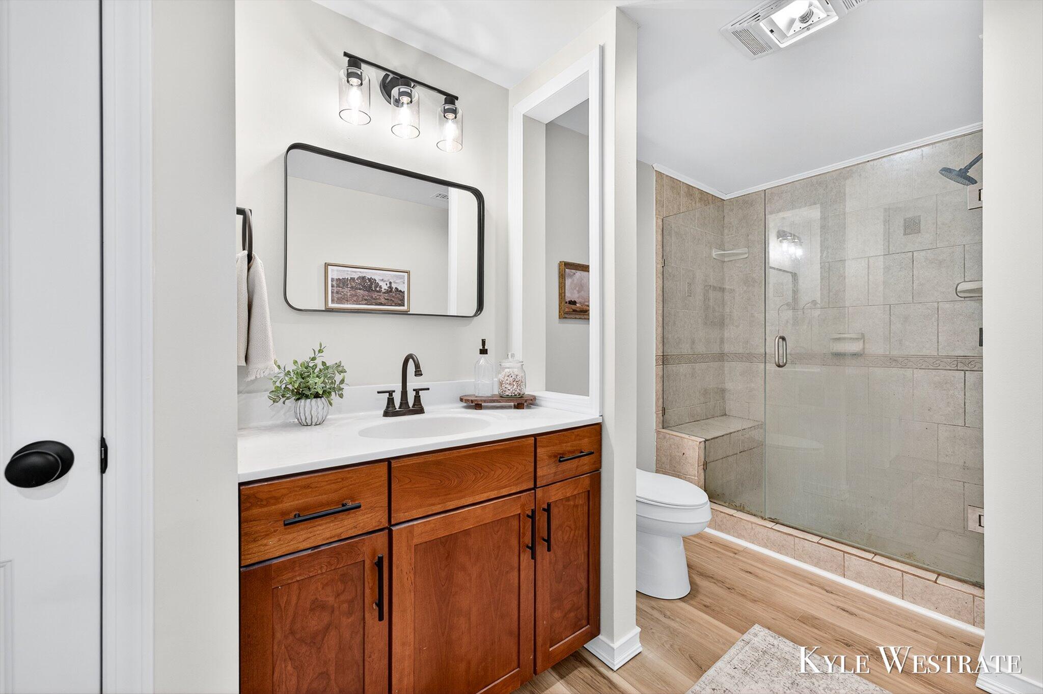 335 Thomas Street Property Photo 15