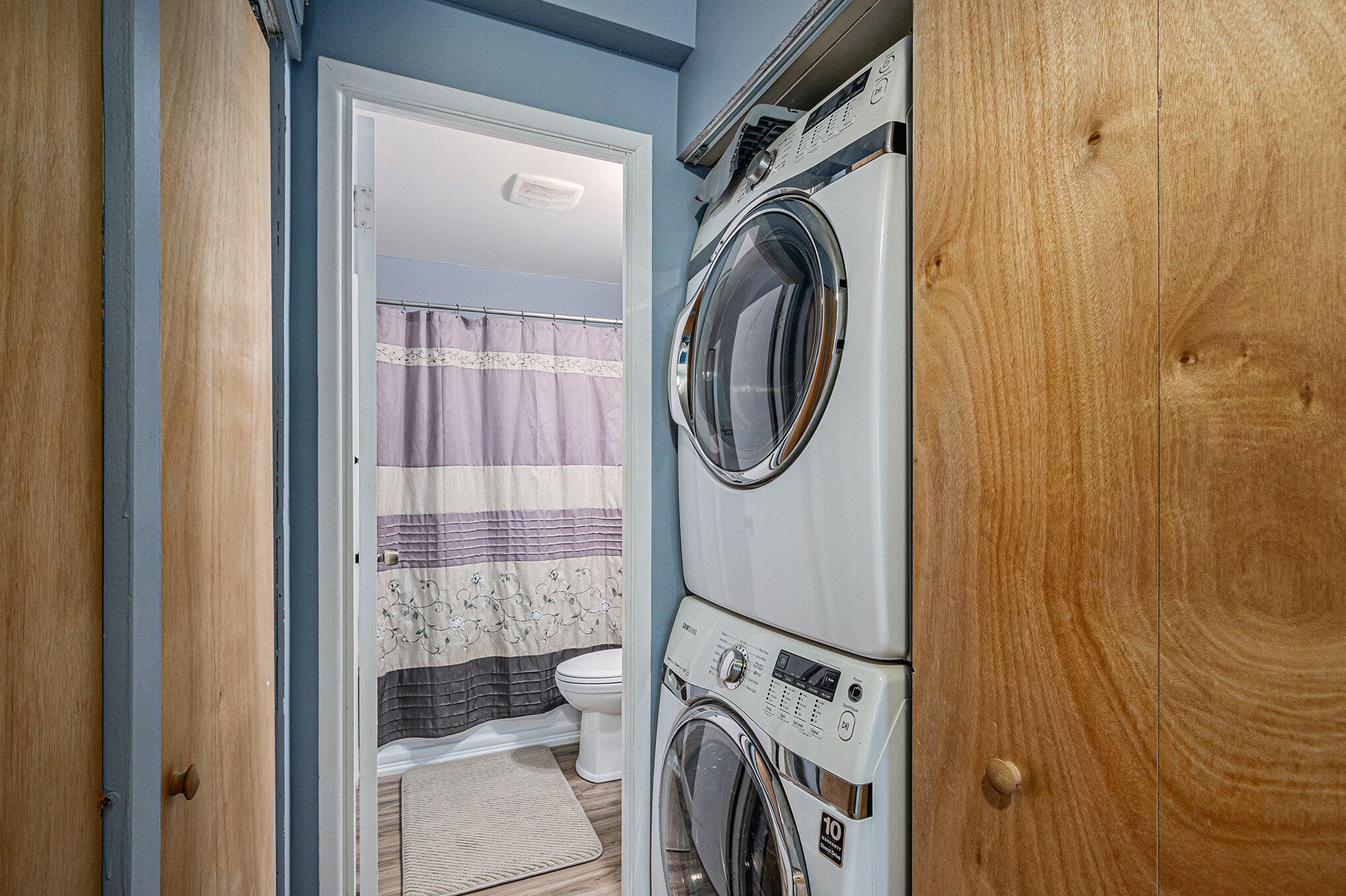 2423 Ashton Avenue Property Photo 8