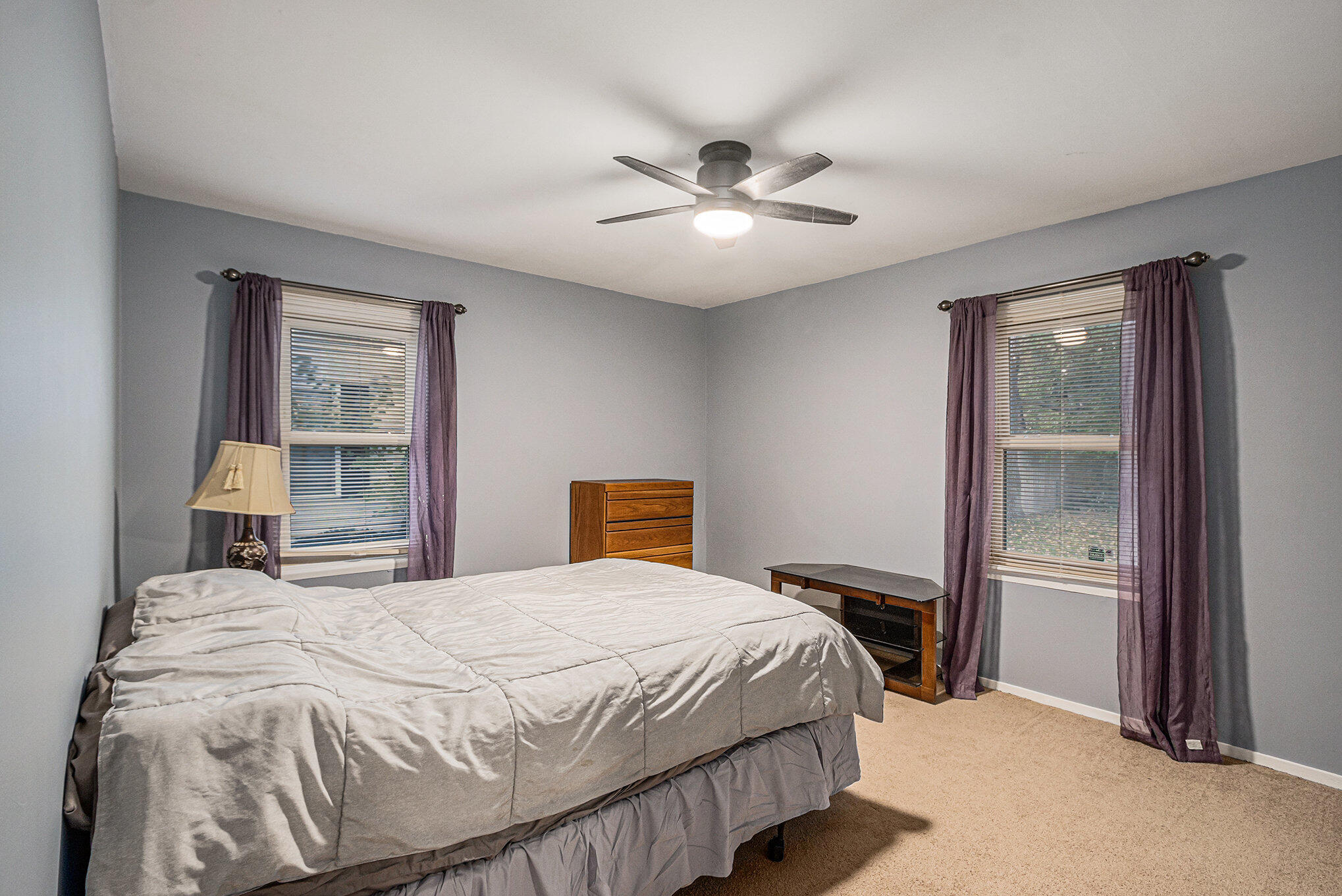 2423 Ashton Avenue Property Photo 10