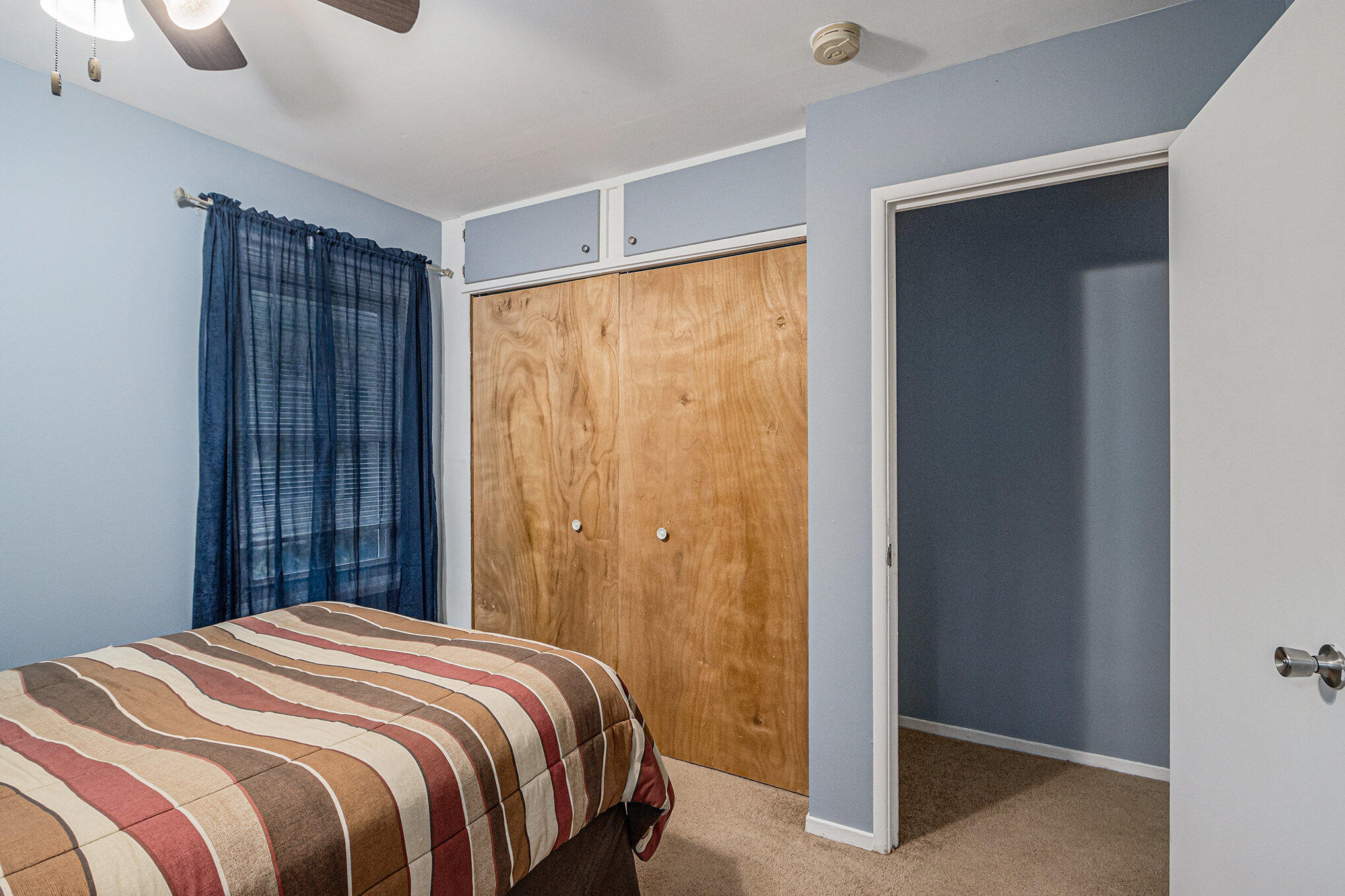 2423 Ashton Avenue Property Photo 13