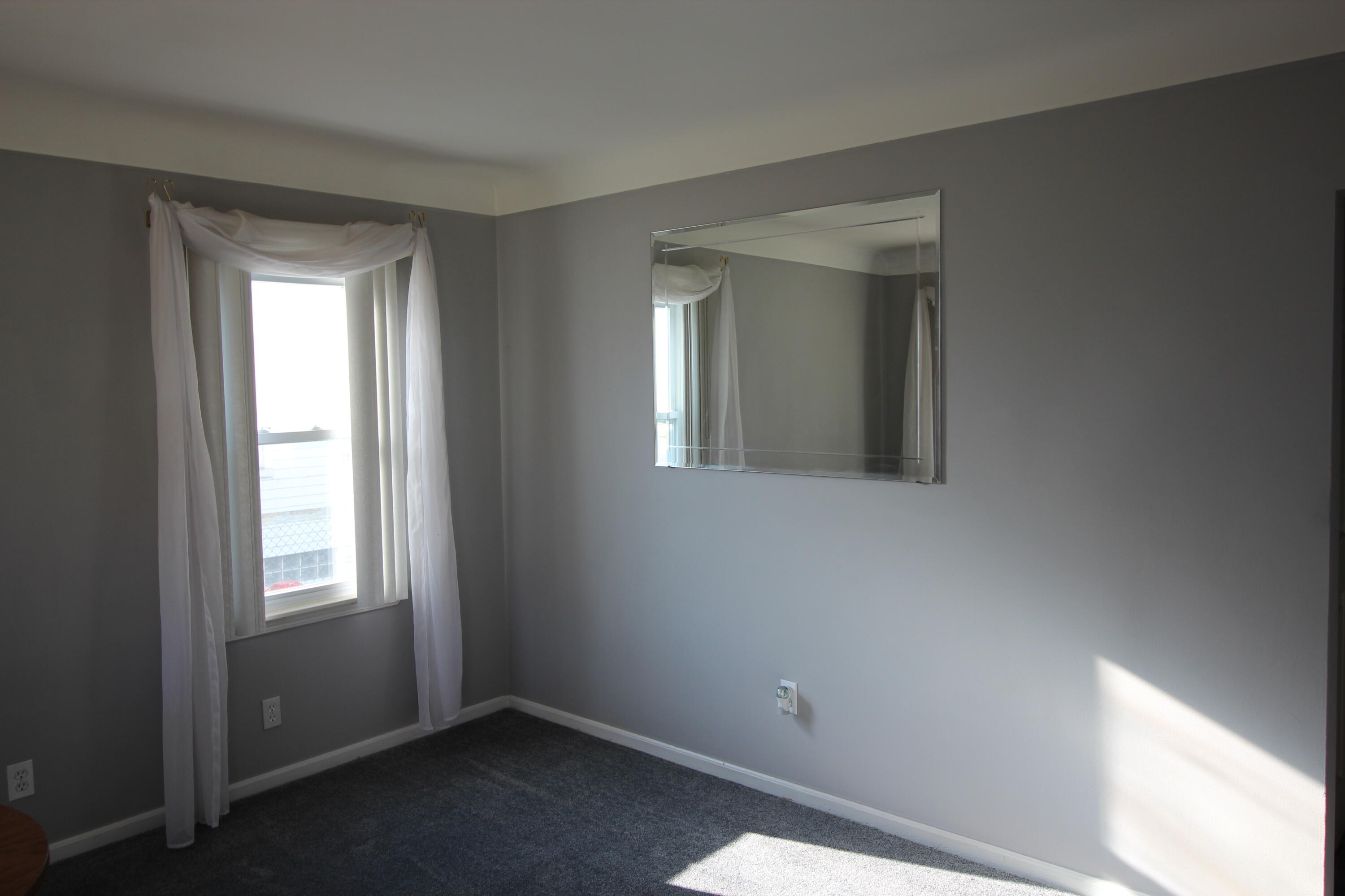 14383 Mercedes Property Photo 9