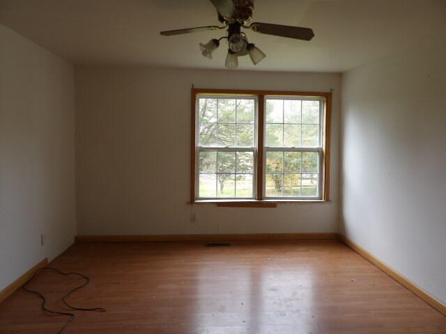 34637 76th Street Property Photo 8