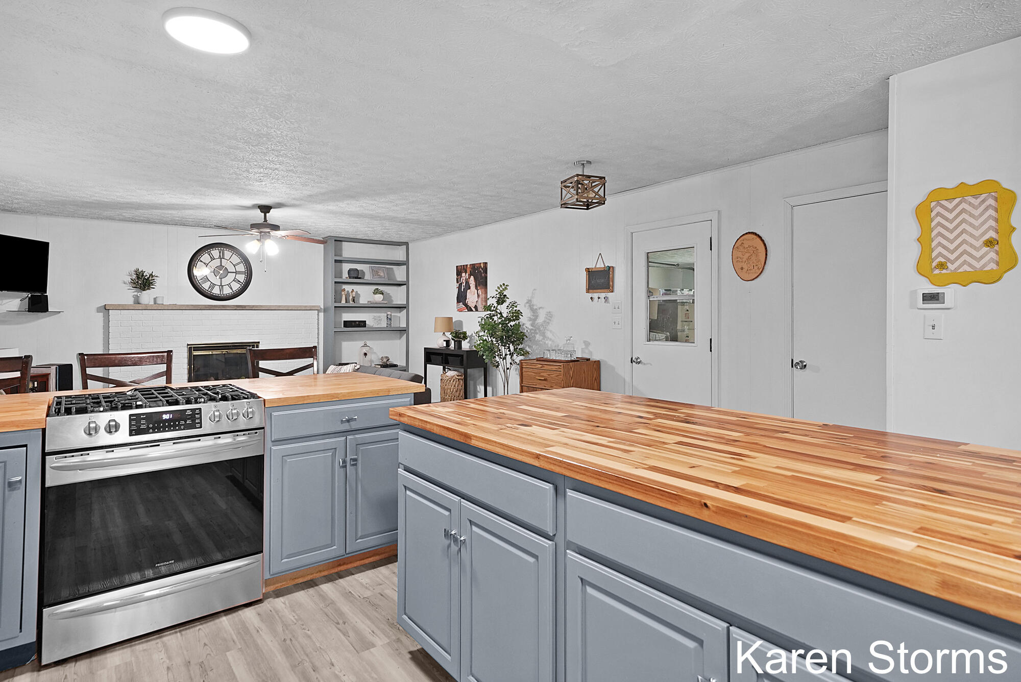 11645 Water Street Property Photo 11