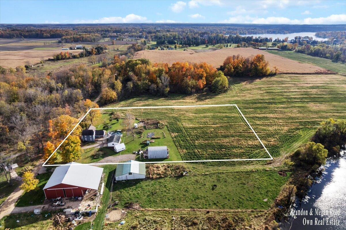 7658 Jackson Road Property Photo 6