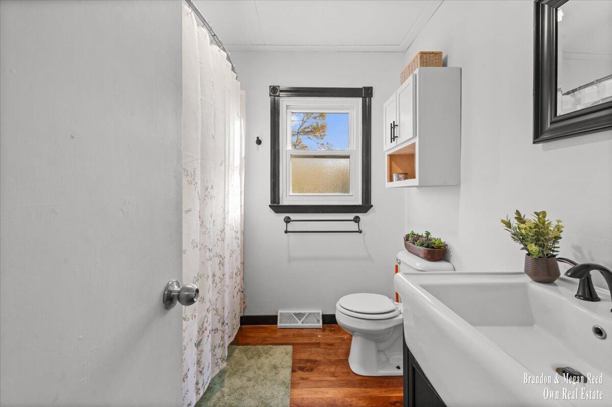 7658 Jackson Road Property Photo 40