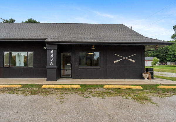 4426 E Berry Road Property Photo 2