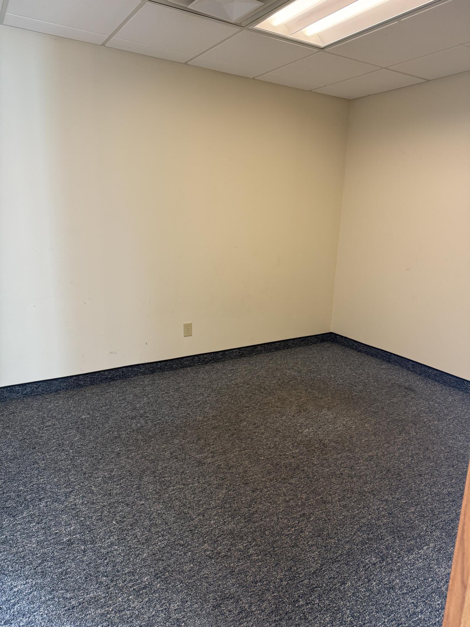 4426 E Berry Road Property Photo 9