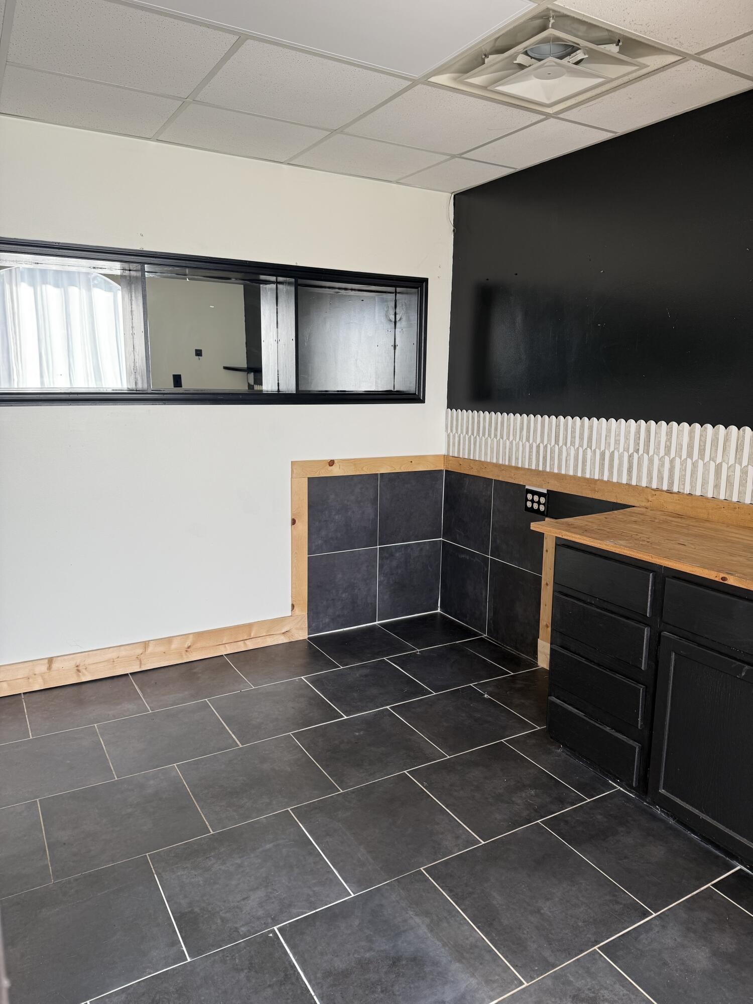 4426 E Berry Road Property Photo 14