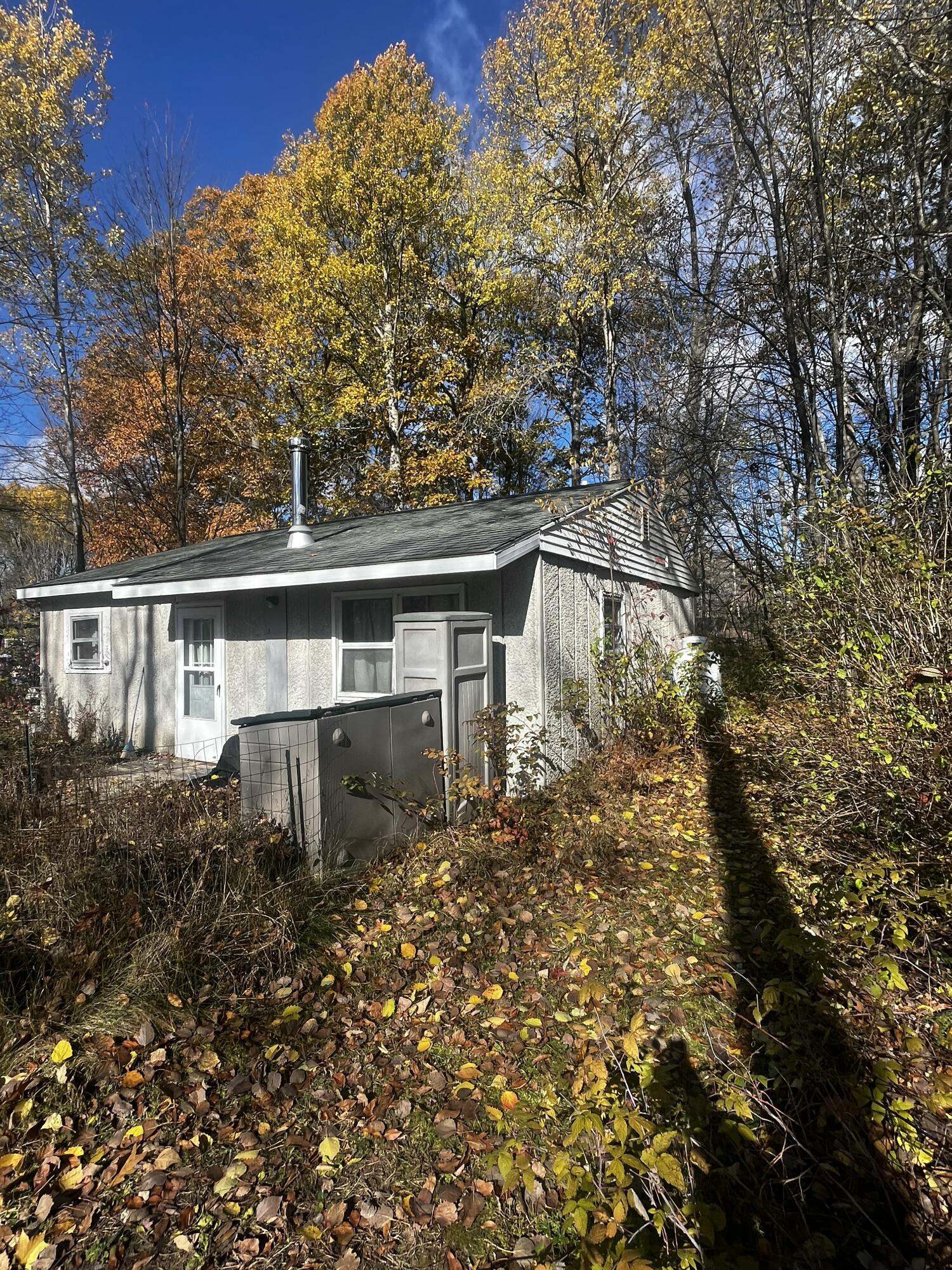 18618 9 Mile Road Property Photo 2