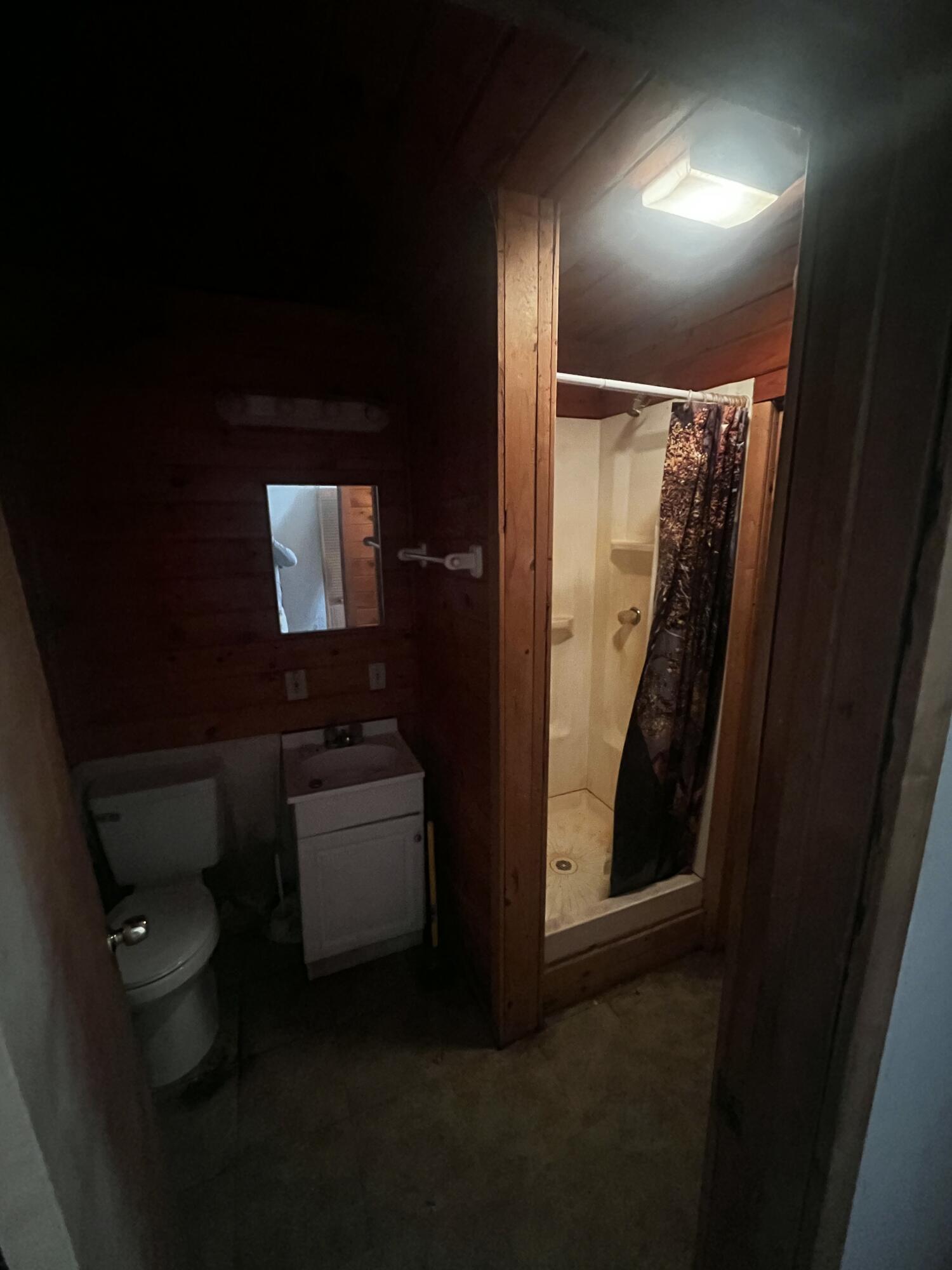 18618 9 Mile Road Property Photo 9