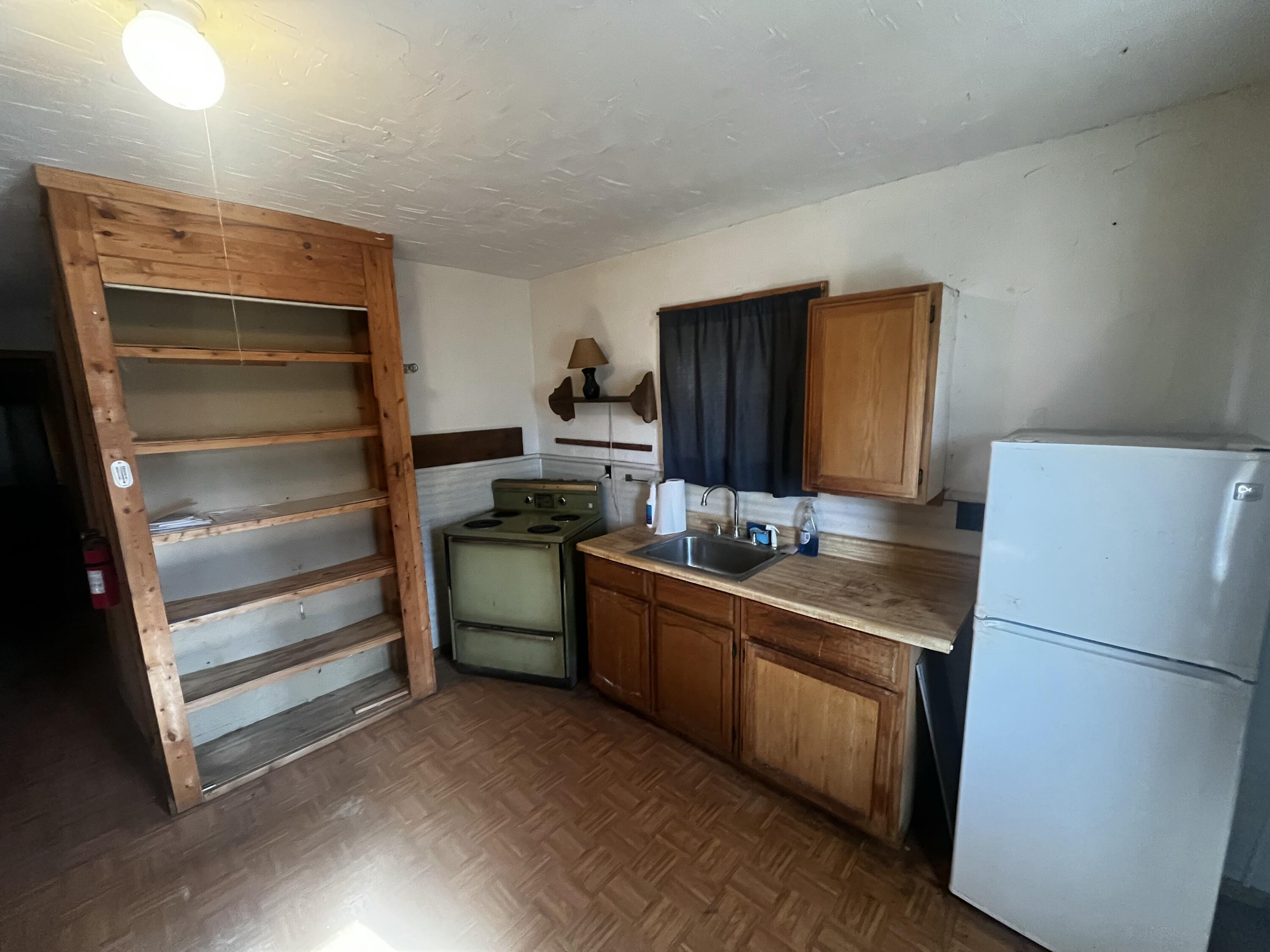 18618 9 Mile Road Property Photo 11