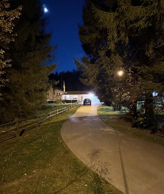 4327 Pier Road Property Photo 2