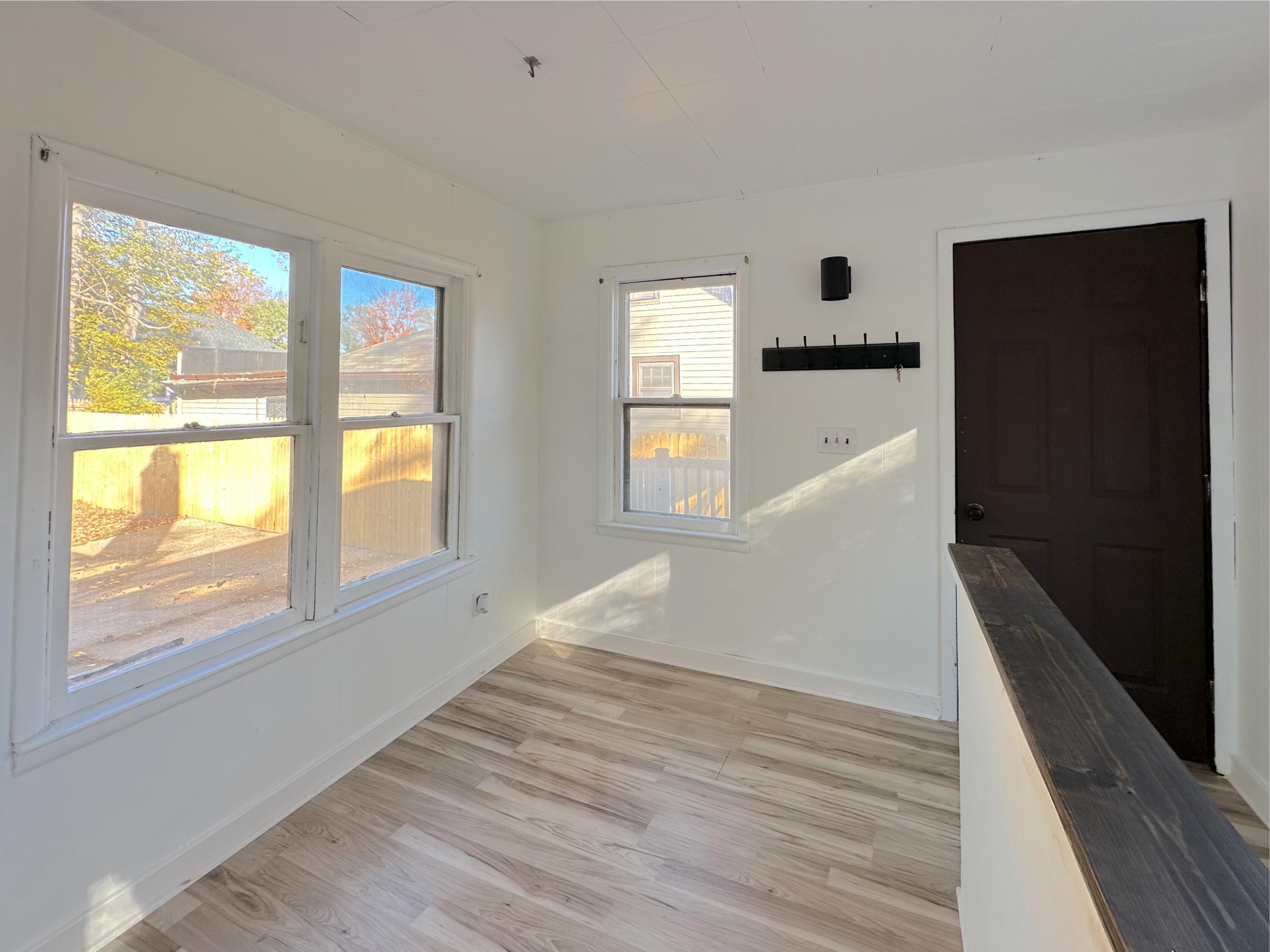 653 Orchard Avenue, 5 Property Photo 3