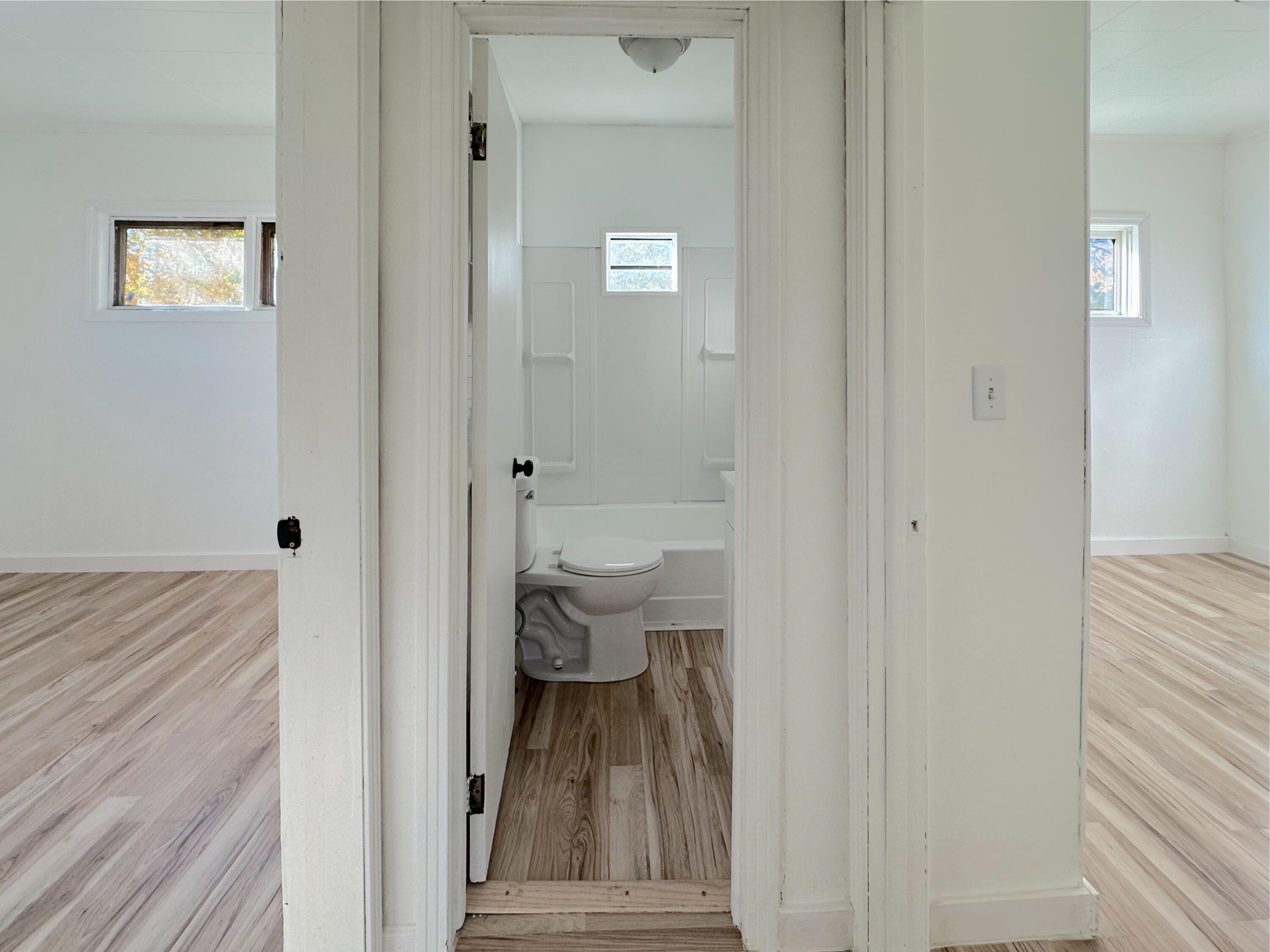 653 Orchard Avenue, 5 Property Photo 14