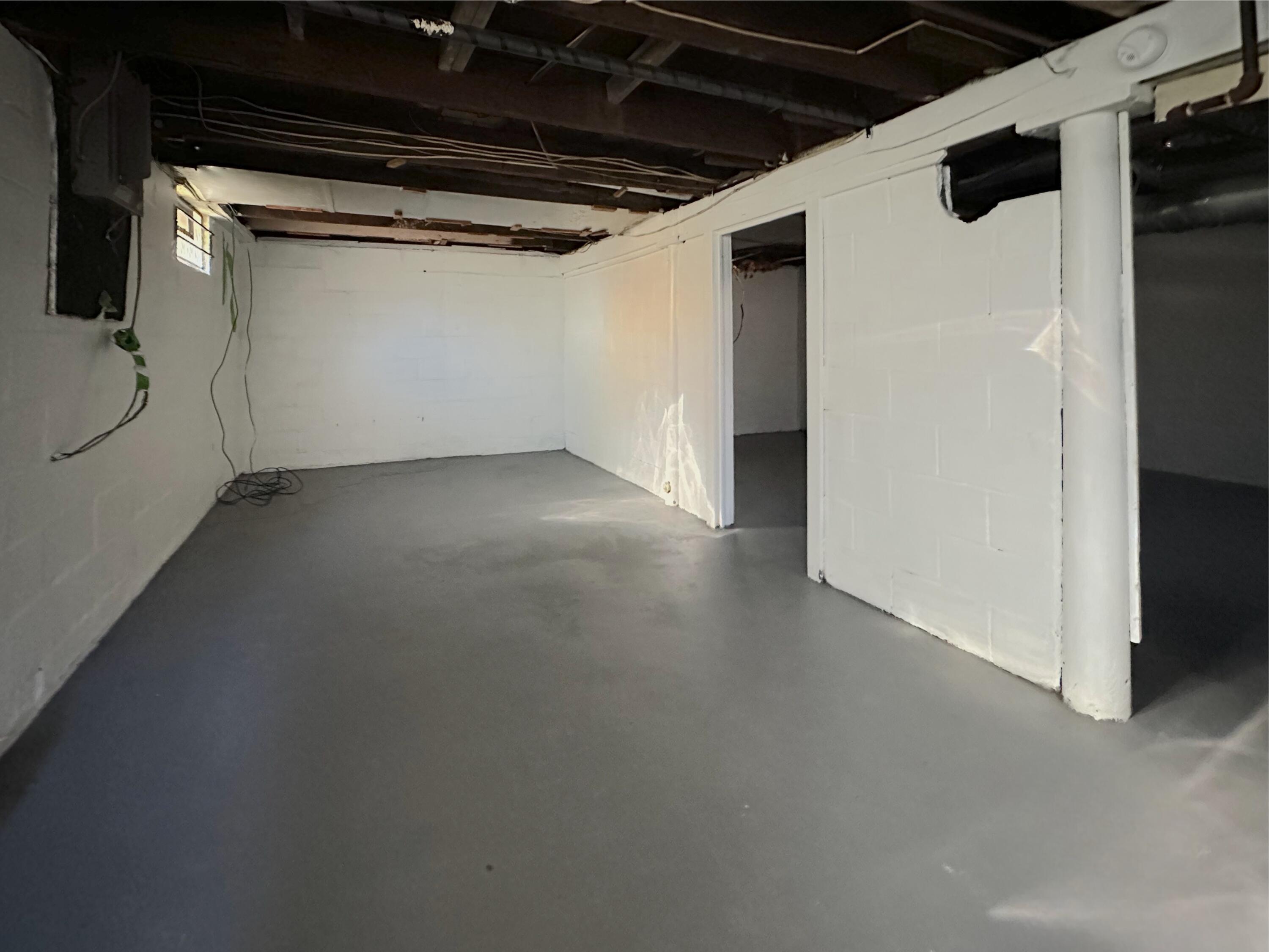 653 Orchard Avenue, 5 Property Photo 22